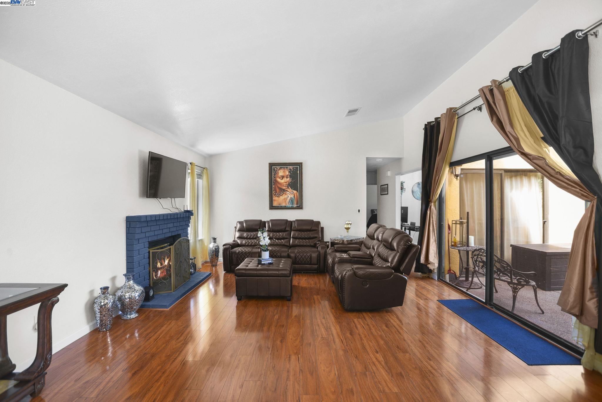 Detail Gallery Image 6 of 25 For 2603 Asilomar, Antioch,  CA 94531 - 3 Beds | 2 Baths