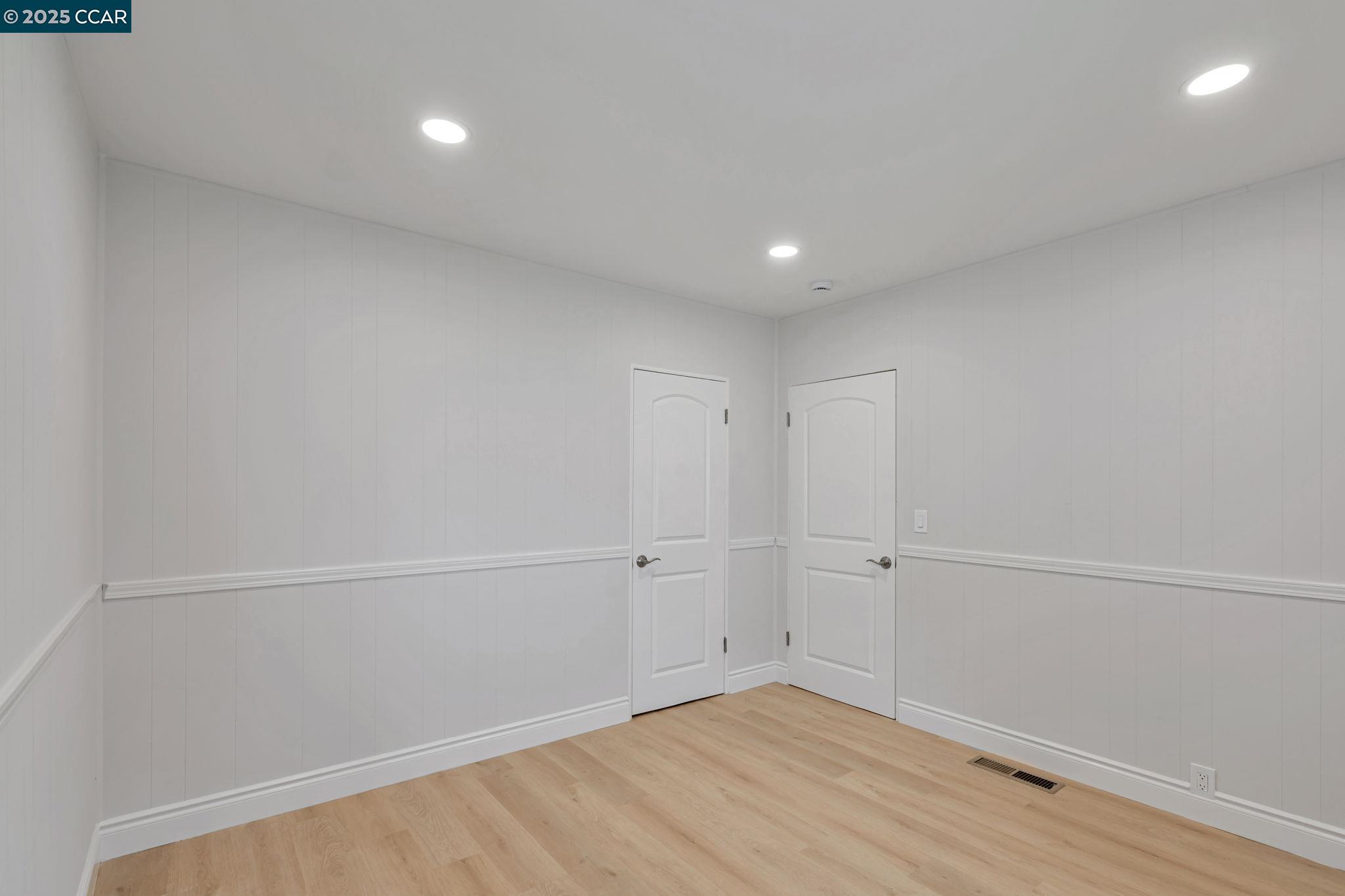 Detail Gallery Image 21 of 33 For 147 Covington St, Oakland,  CA 94605 - 4 Beds | 2 Baths