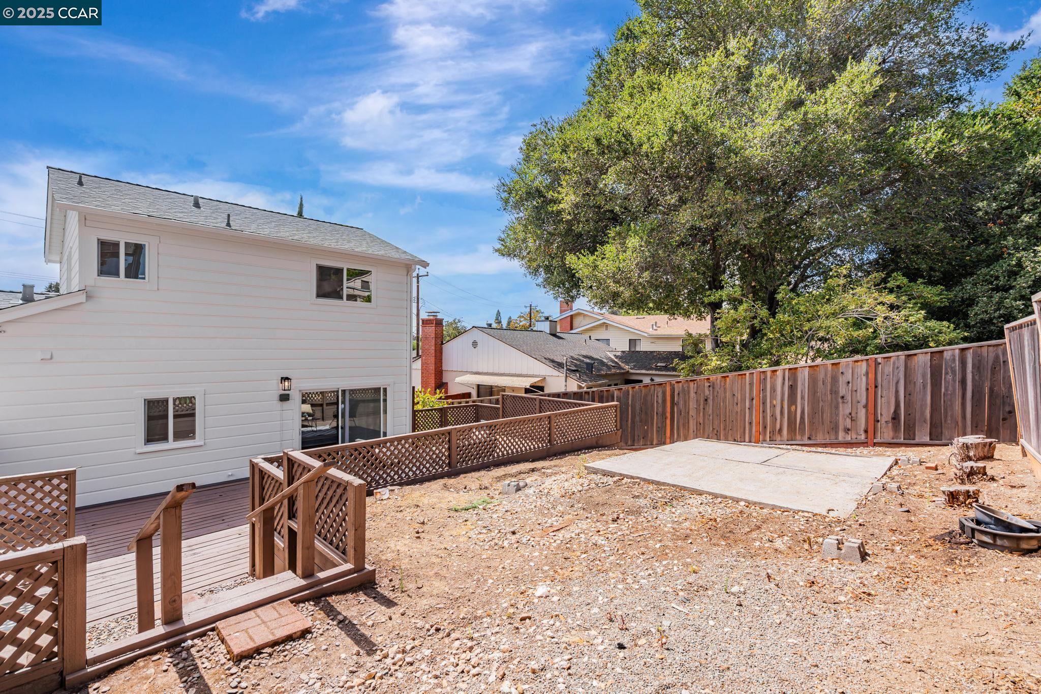 Detail Gallery Image 32 of 33 For 147 Covington St, Oakland,  CA 94605 - 4 Beds | 2 Baths