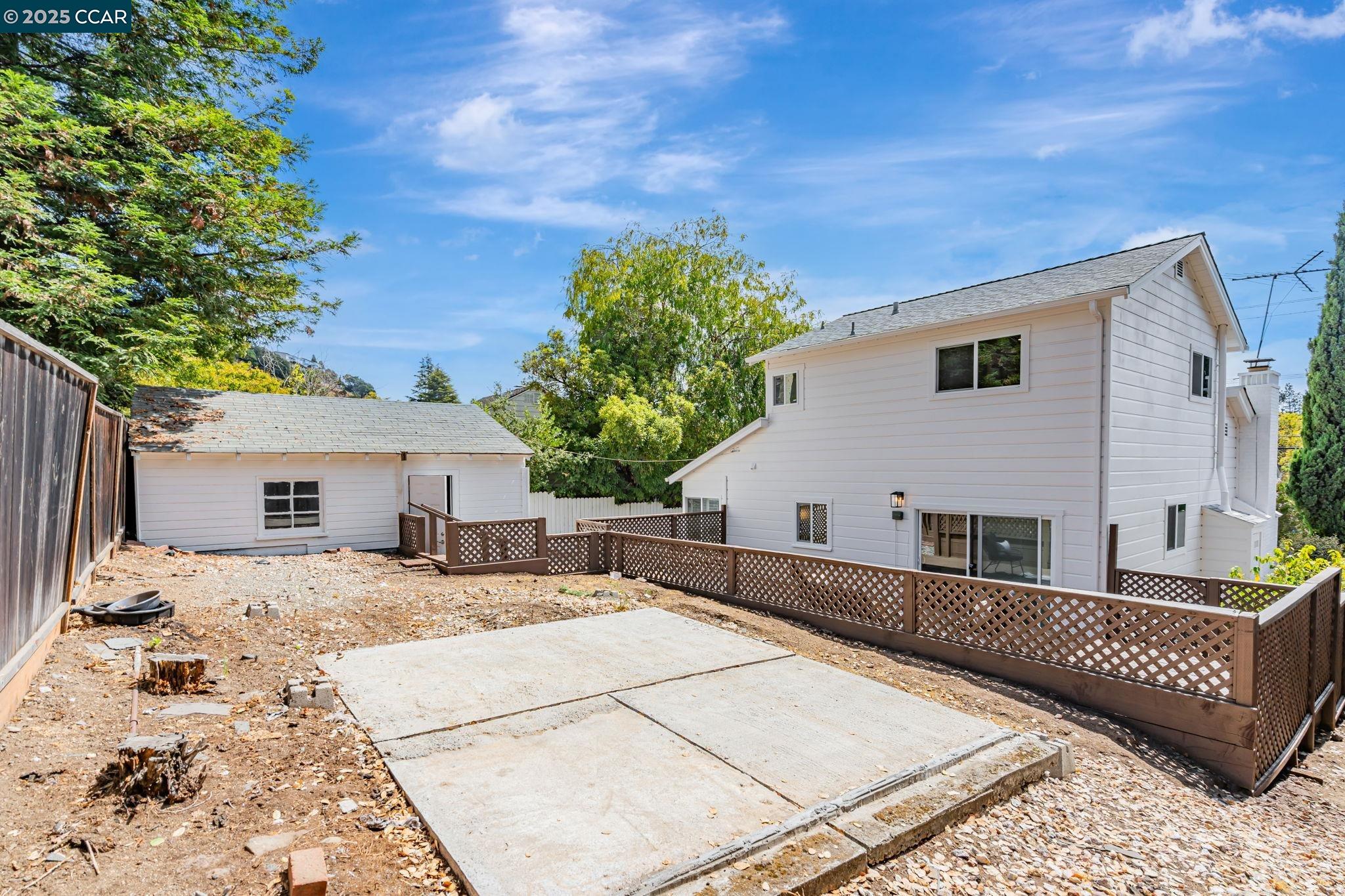 Detail Gallery Image 33 of 33 For 147 Covington St, Oakland,  CA 94605 - 4 Beds | 2 Baths