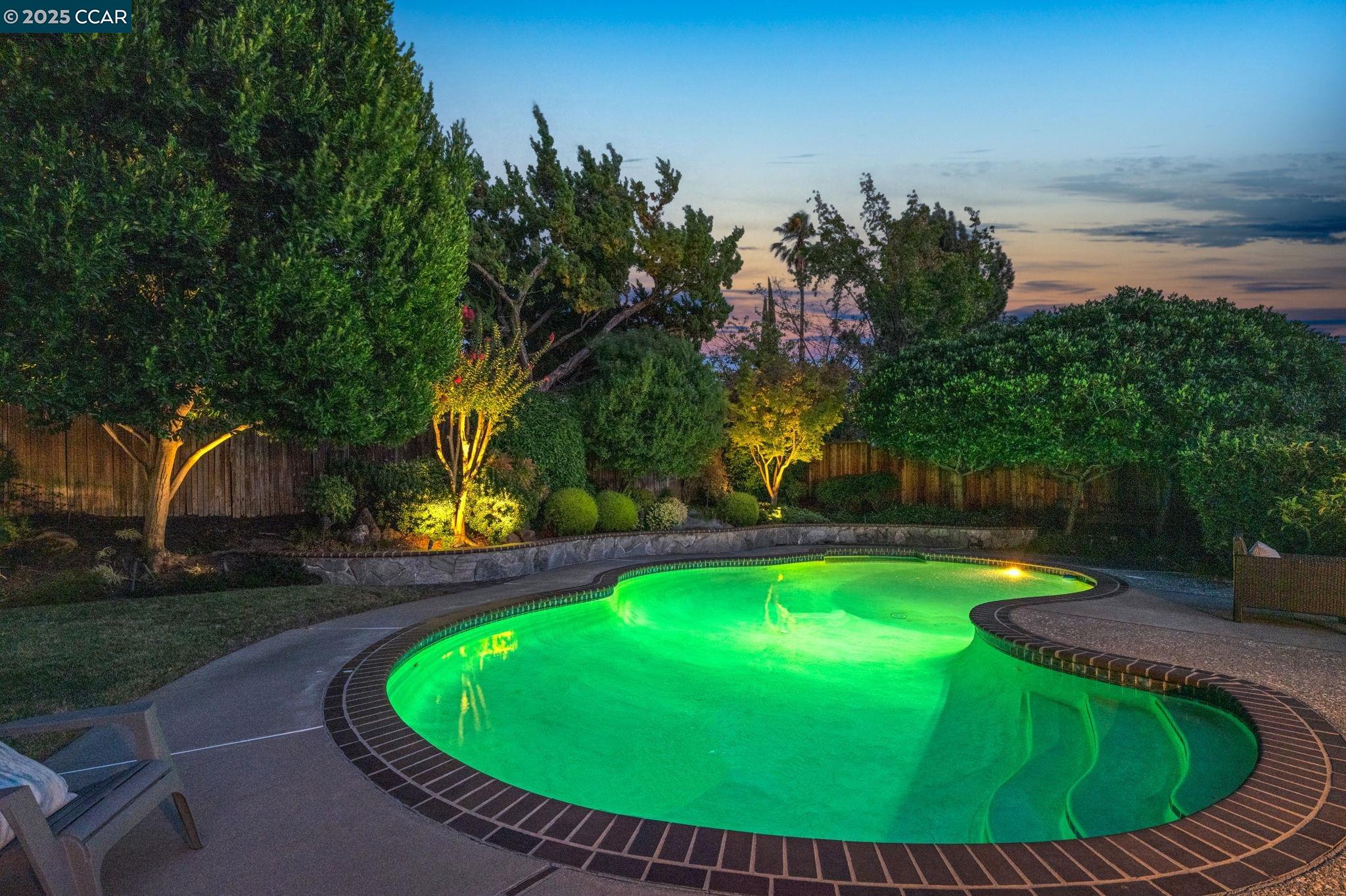 Detail Gallery Image 2 of 57 For 924 Cheyenne Dr, Walnut Creek,  CA 94598 - 4 Beds | 2 Baths
