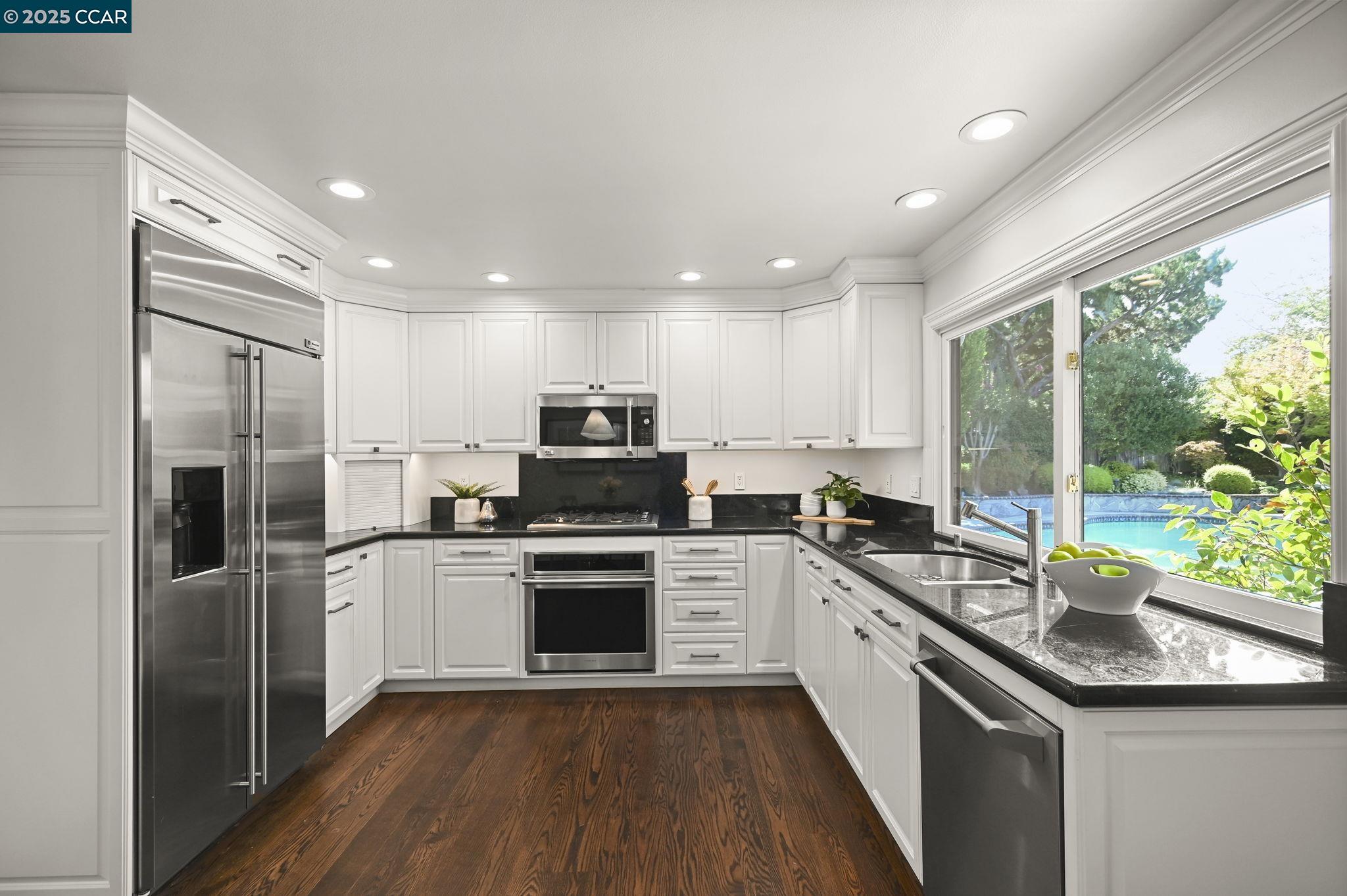 Detail Gallery Image 16 of 57 For 924 Cheyenne Dr, Walnut Creek,  CA 94598 - 4 Beds | 2 Baths