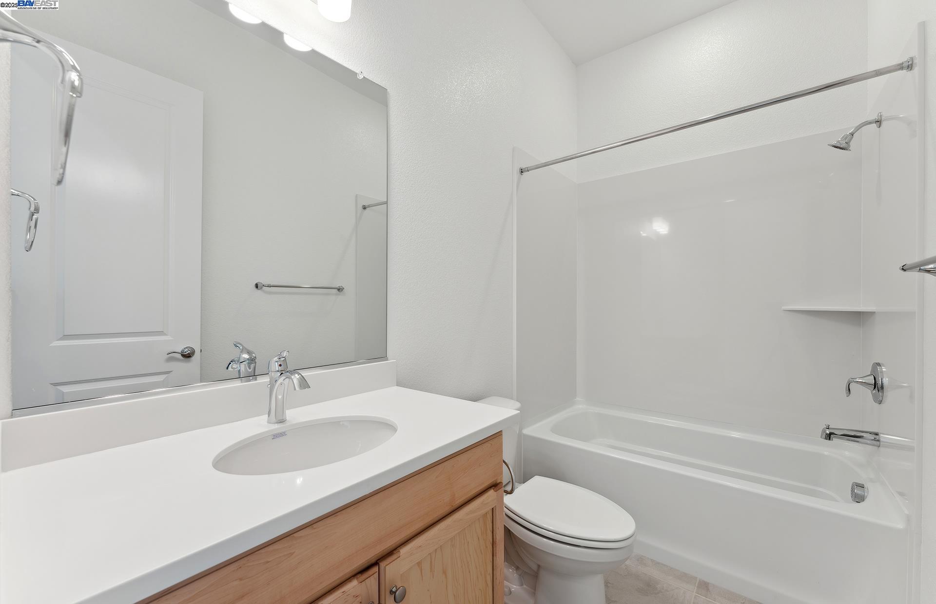 Detail Gallery Image 7 of 16 For 1058 Bradbury Dr, Discovery Bay,  CA 94505 - 4 Beds | 3 Baths