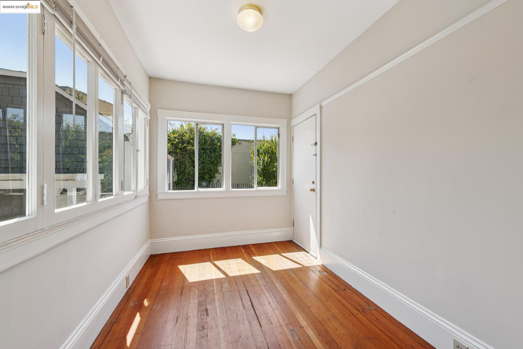 Detail Gallery Image 22 of 41 For 2714 Alcat Ave, Berkeley,  CA 94705 - – Beds | – Baths