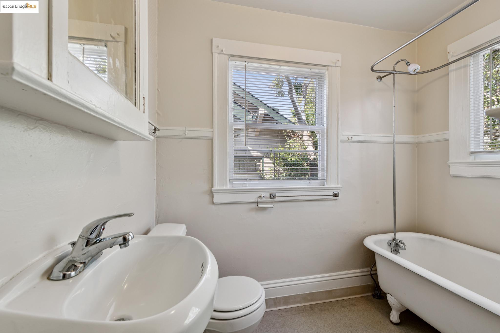 Detail Gallery Image 28 of 41 For 2714 Alcat Ave, Berkeley,  CA 94705 - – Beds | – Baths