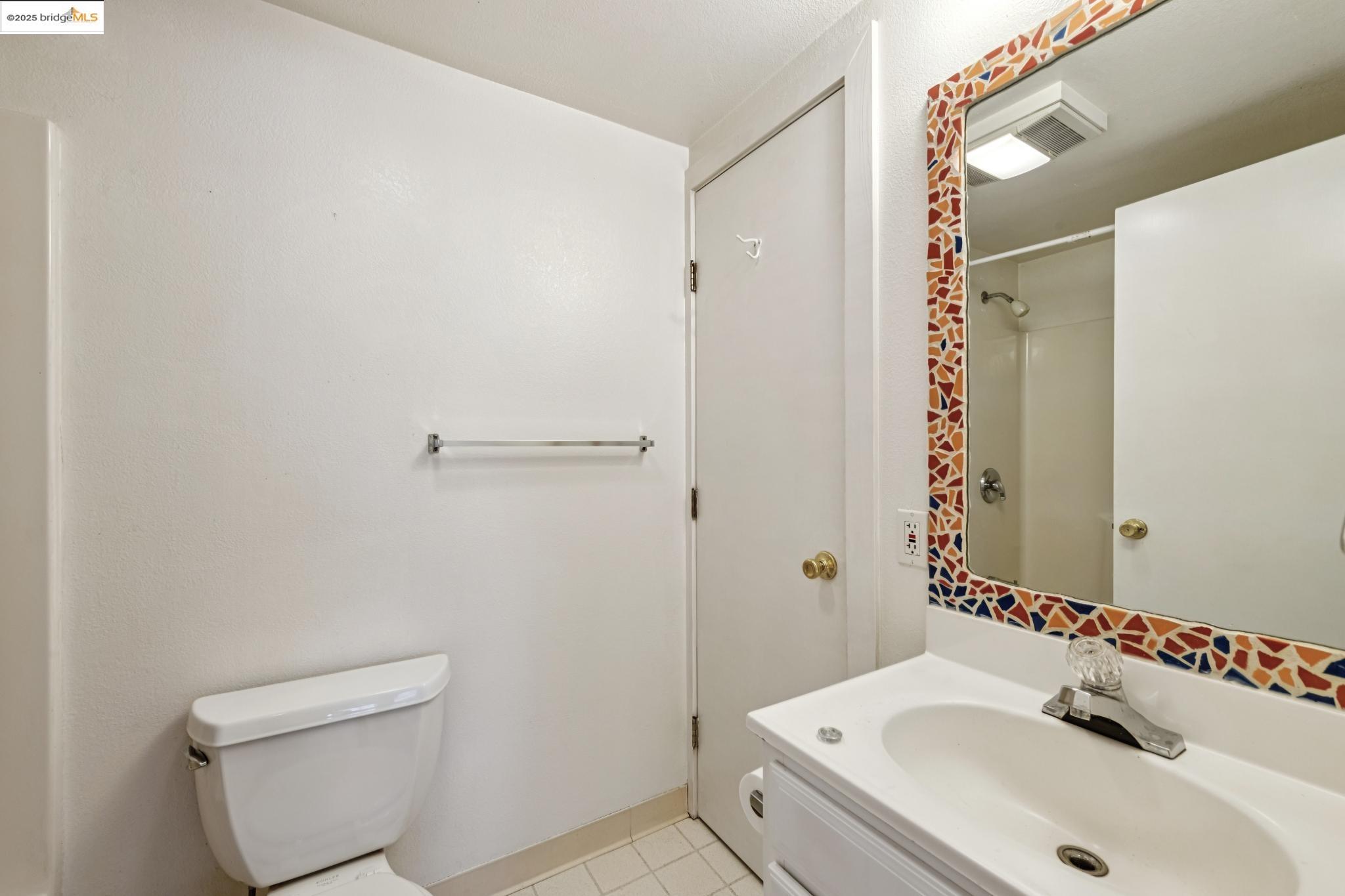 Detail Gallery Image 10 of 41 For 2714 Alcat Ave, Berkeley,  CA 94705 - – Beds | – Baths