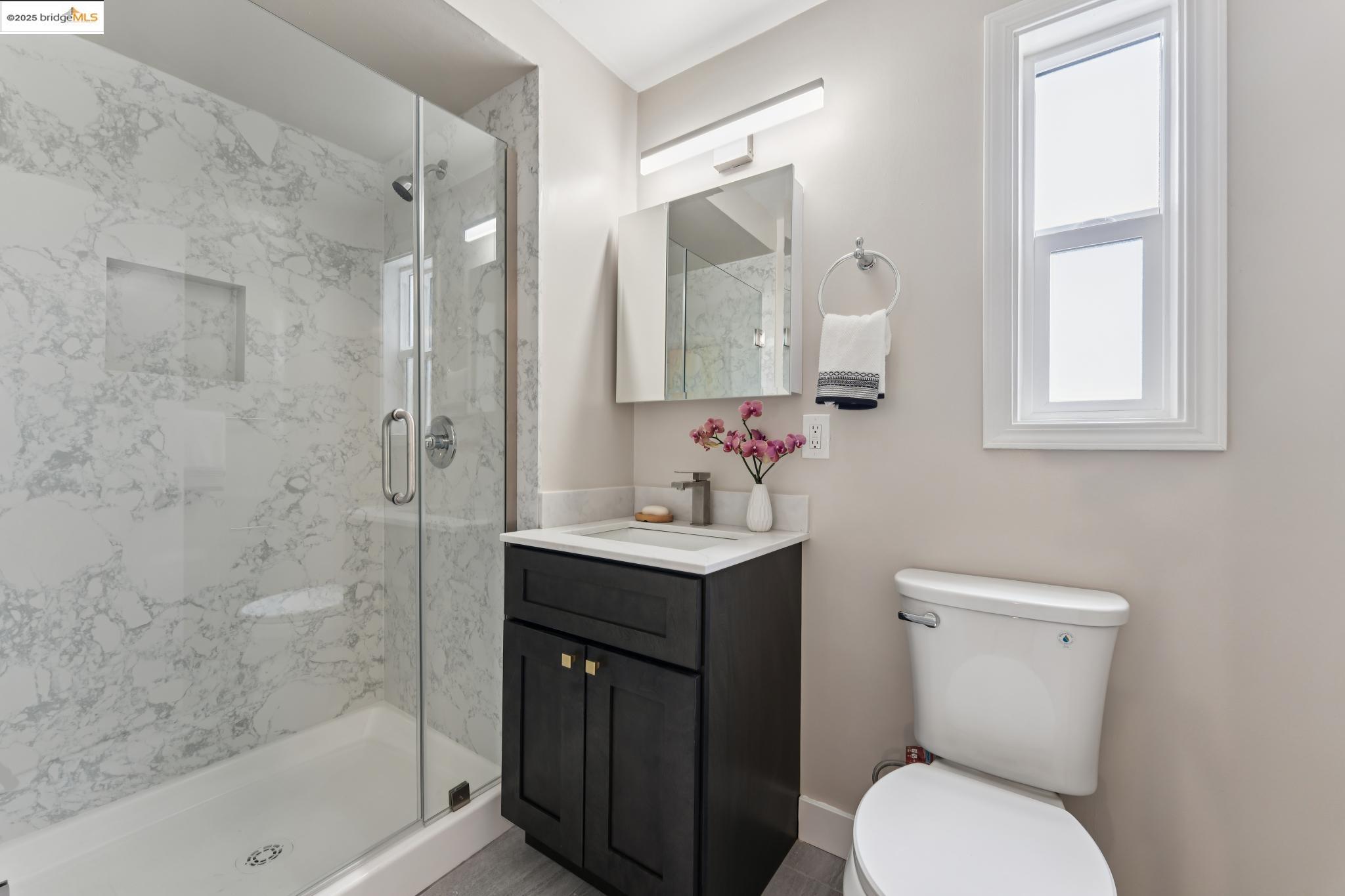 Detail Gallery Image 55 of 60 For 1057 Arlington Blvd, El Cerrito,  CA 94530-2705 - 5 Beds | 3 Baths