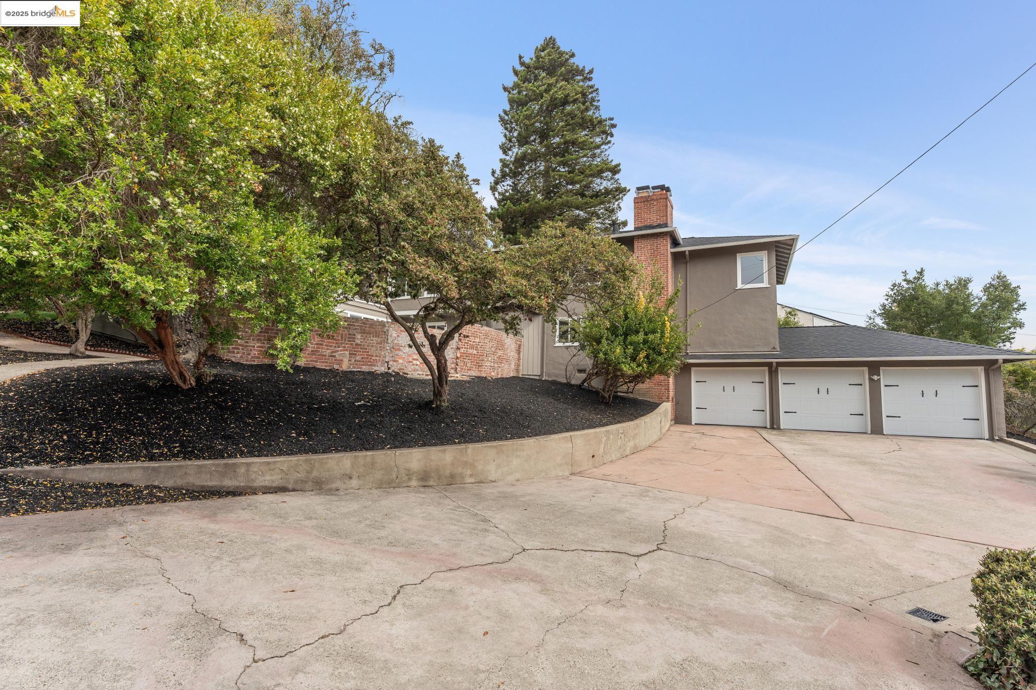 Detail Gallery Image 58 of 60 For 1057 Arlington Blvd, El Cerrito,  CA 94530-2705 - 5 Beds | 3 Baths