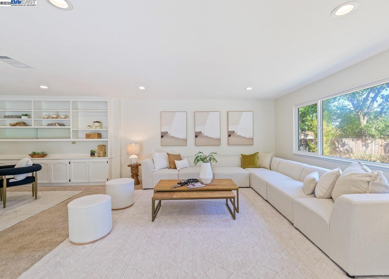 Detail Gallery Image 11 of 43 For 957 Ina Dr, Alamo,  CA 94507 - 4 Beds | 3 Baths