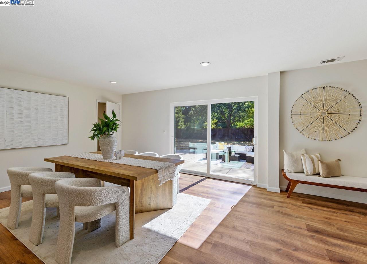 Detail Gallery Image 15 of 43 For 957 Ina Dr, Alamo,  CA 94507 - 4 Beds | 3 Baths
