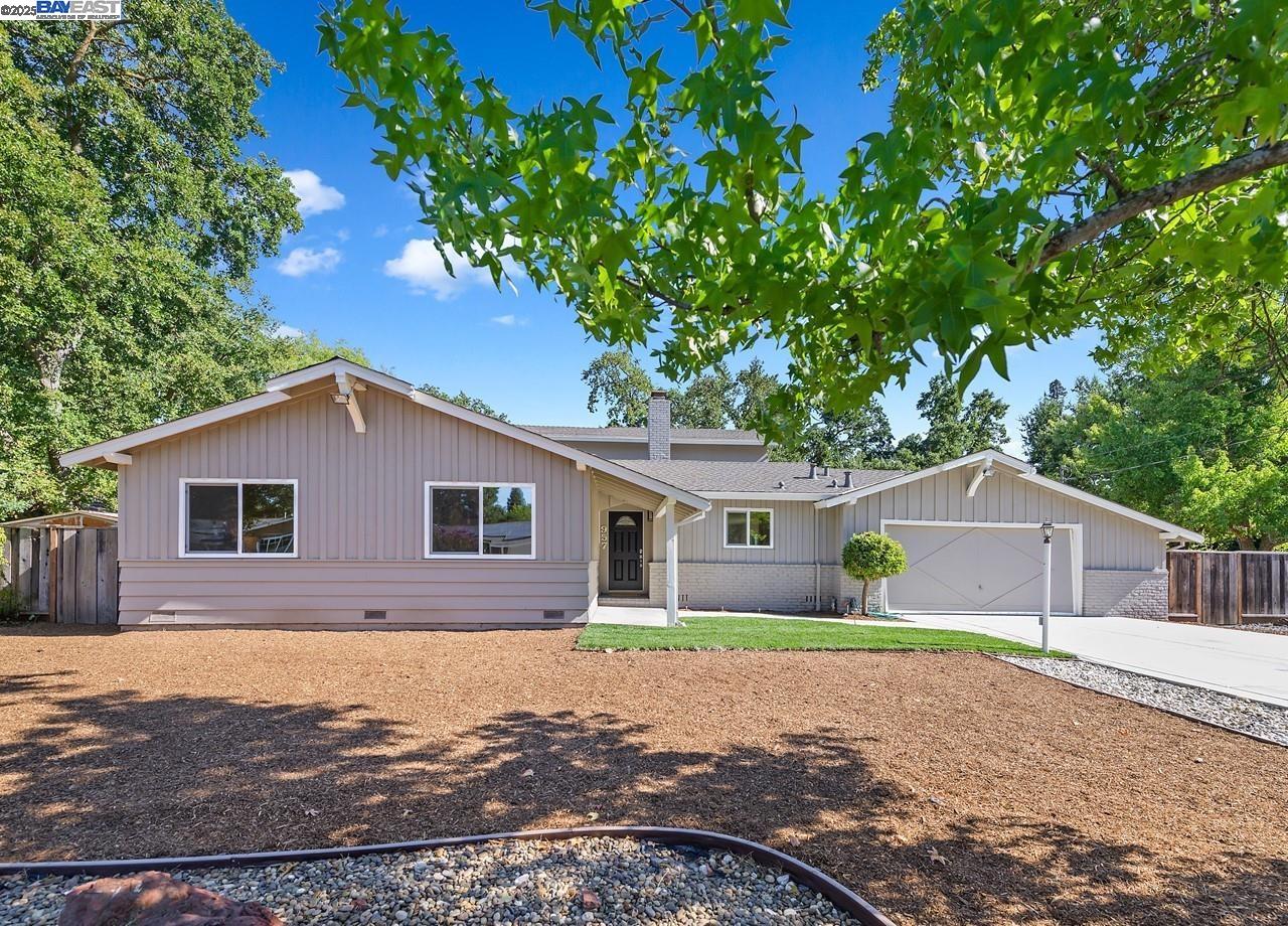 Detail Gallery Image 4 of 43 For 957 Ina Dr, Alamo,  CA 94507 - 4 Beds | 3 Baths