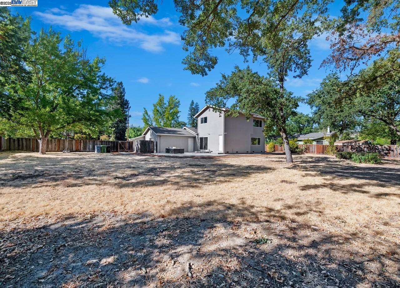 Detail Gallery Image 40 of 43 For 957 Ina Dr, Alamo,  CA 94507 - 4 Beds | 3 Baths