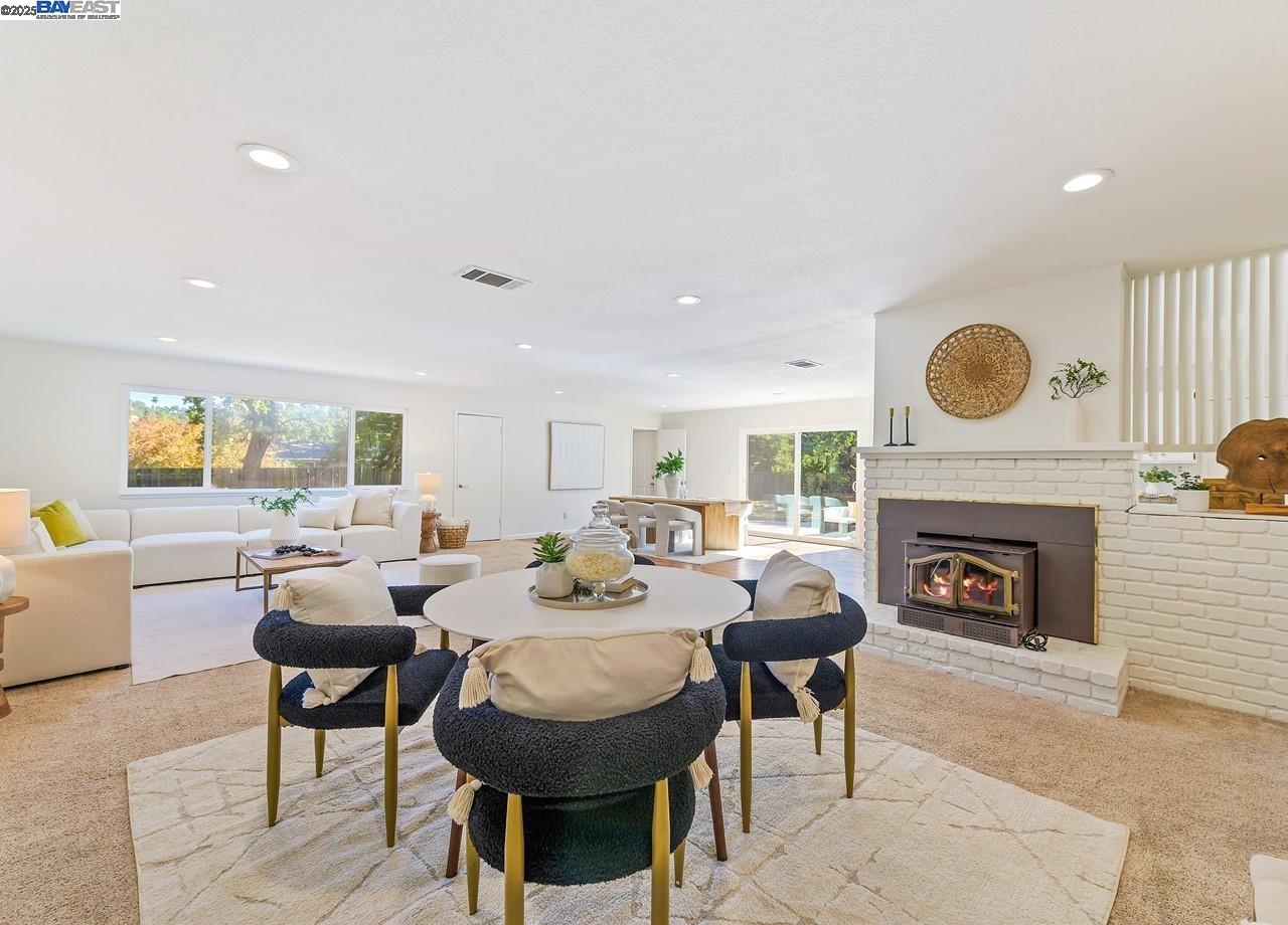Detail Gallery Image 8 of 43 For 957 Ina Dr, Alamo,  CA 94507 - 4 Beds | 3 Baths
