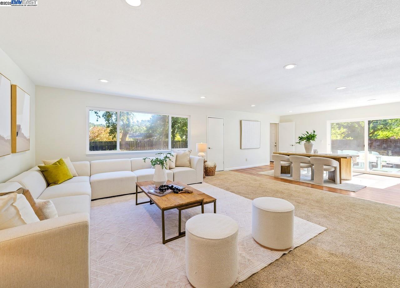 Detail Gallery Image 9 of 43 For 957 Ina Dr, Alamo,  CA 94507 - 4 Beds | 3 Baths