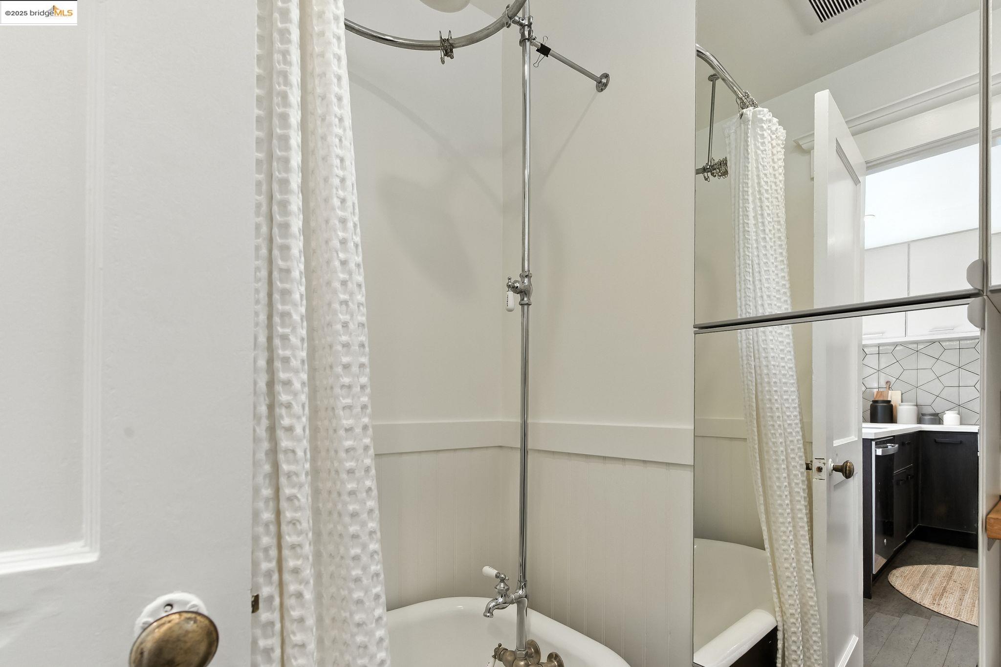 Detail Gallery Image 24 of 46 For 1814 Sixth Street, Berkeley,  CA 94710 - 1 Beds | 1 Baths