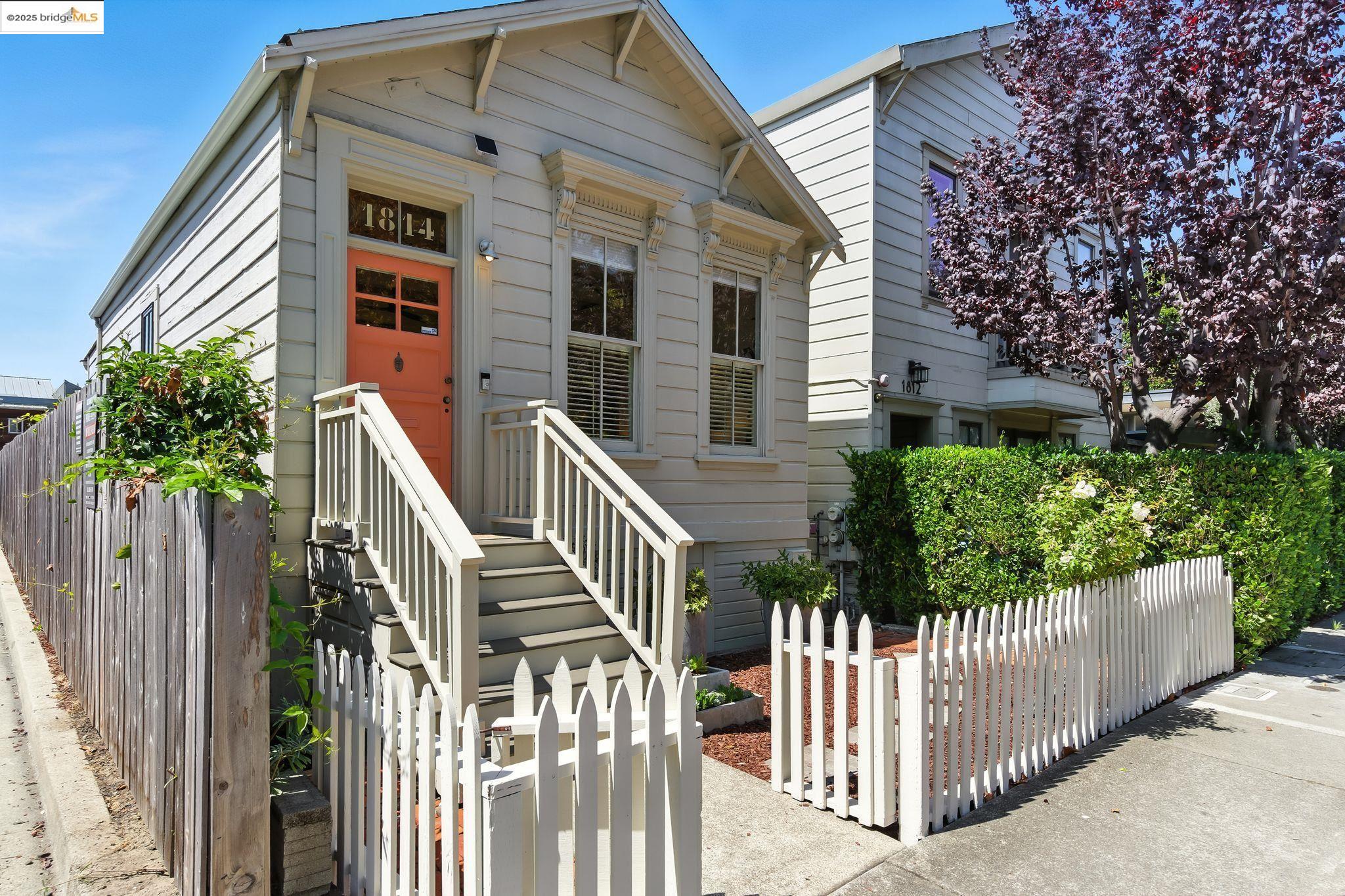 Detail Gallery Image 3 of 46 For 1814 Sixth Street, Berkeley,  CA 94710 - 1 Beds | 1 Baths
