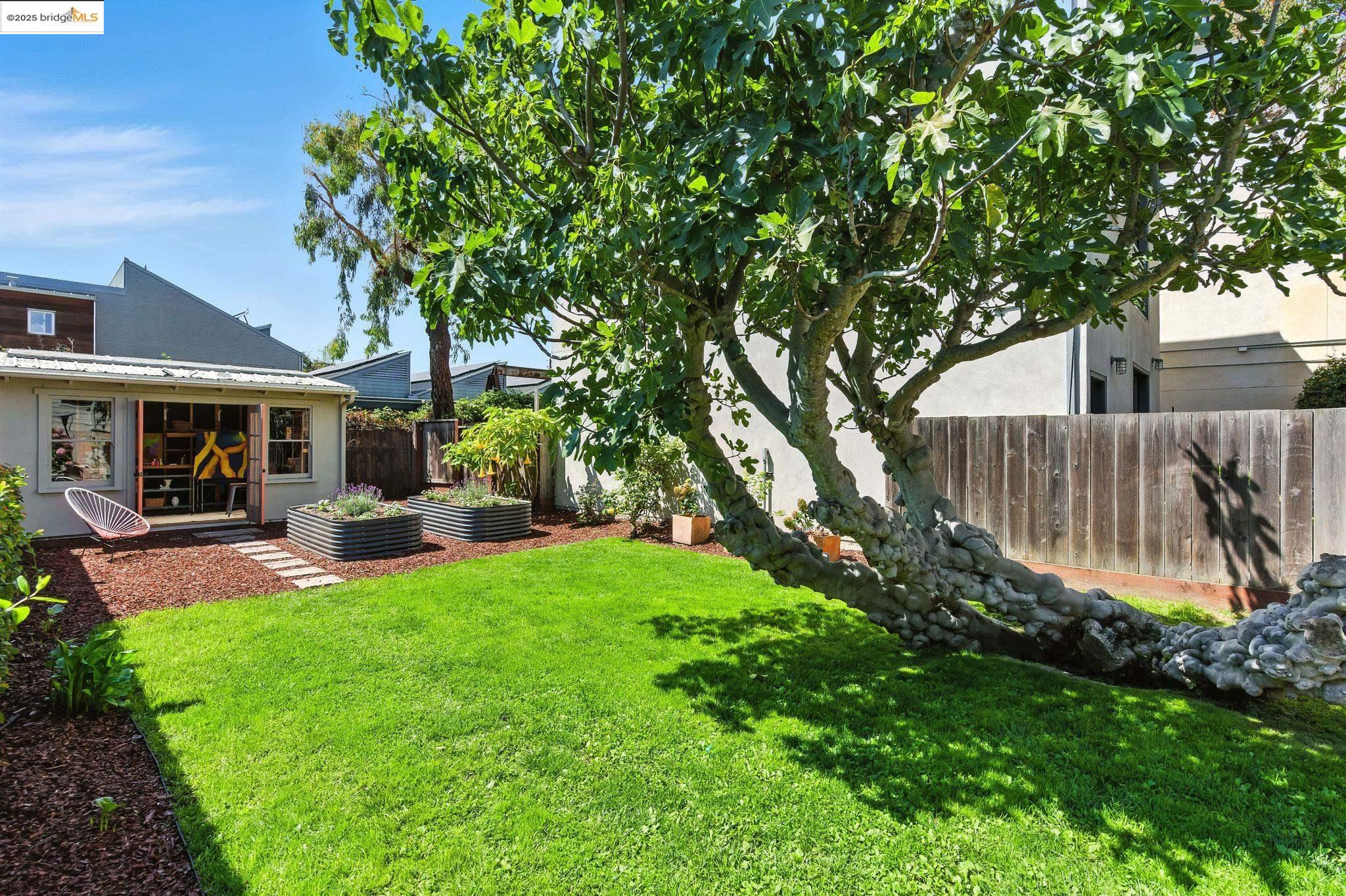 Detail Gallery Image 34 of 46 For 1814 Sixth Street, Berkeley,  CA 94710 - 1 Beds | 1 Baths