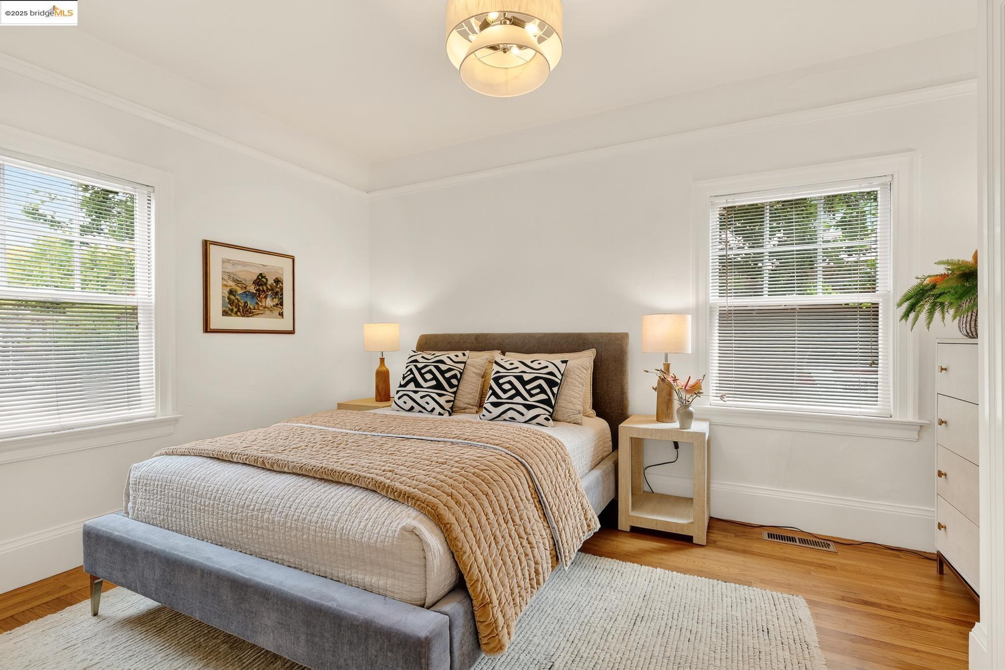 Detail Gallery Image 16 of 29 For 1501 Oxford St #1,  Berkeley,  CA 94709 - 1 Beds | 1 Baths