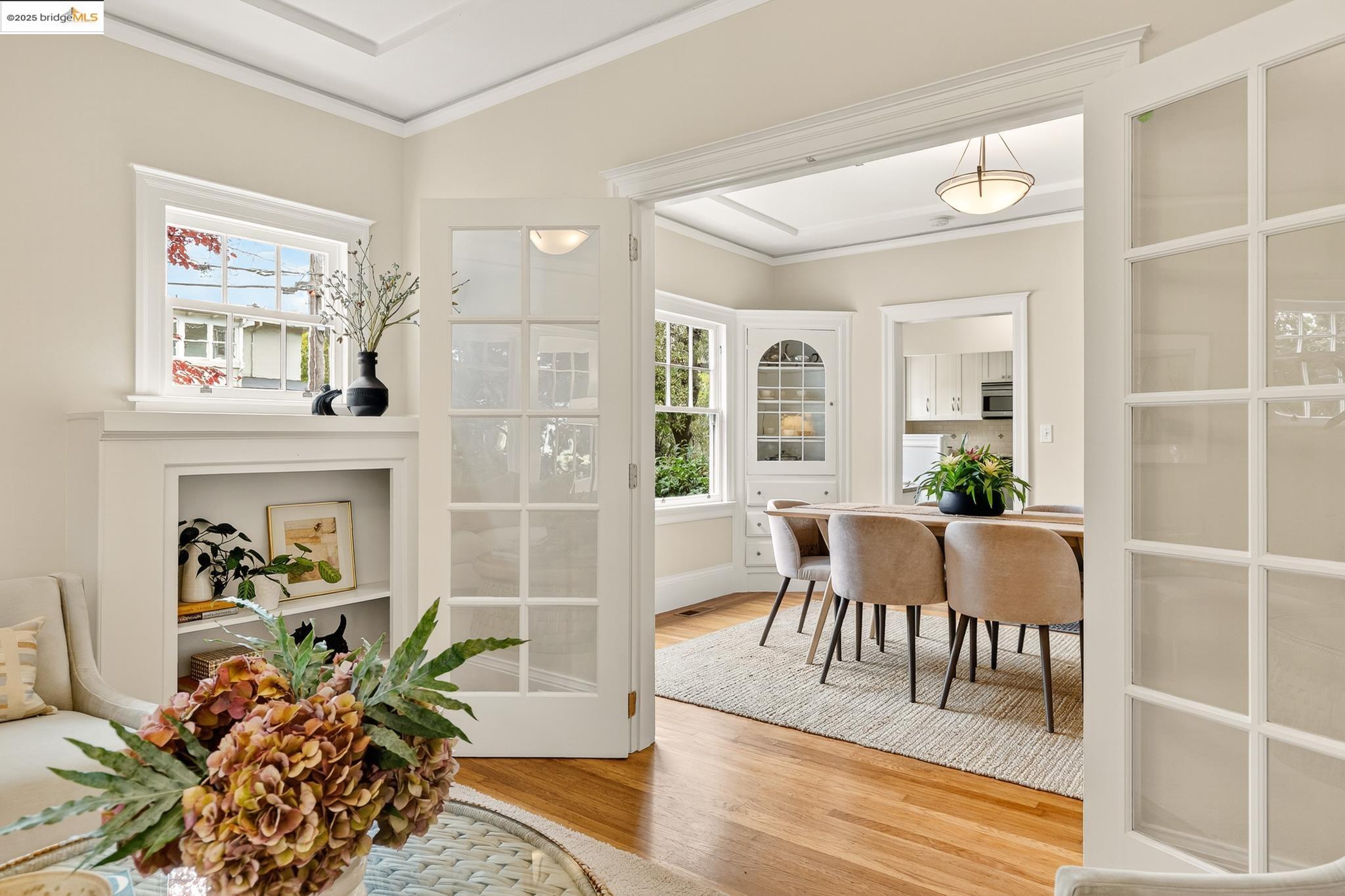 Detail Gallery Image 5 of 29 For 1501 Oxford St #1,  Berkeley,  CA 94709 - 1 Beds | 1 Baths