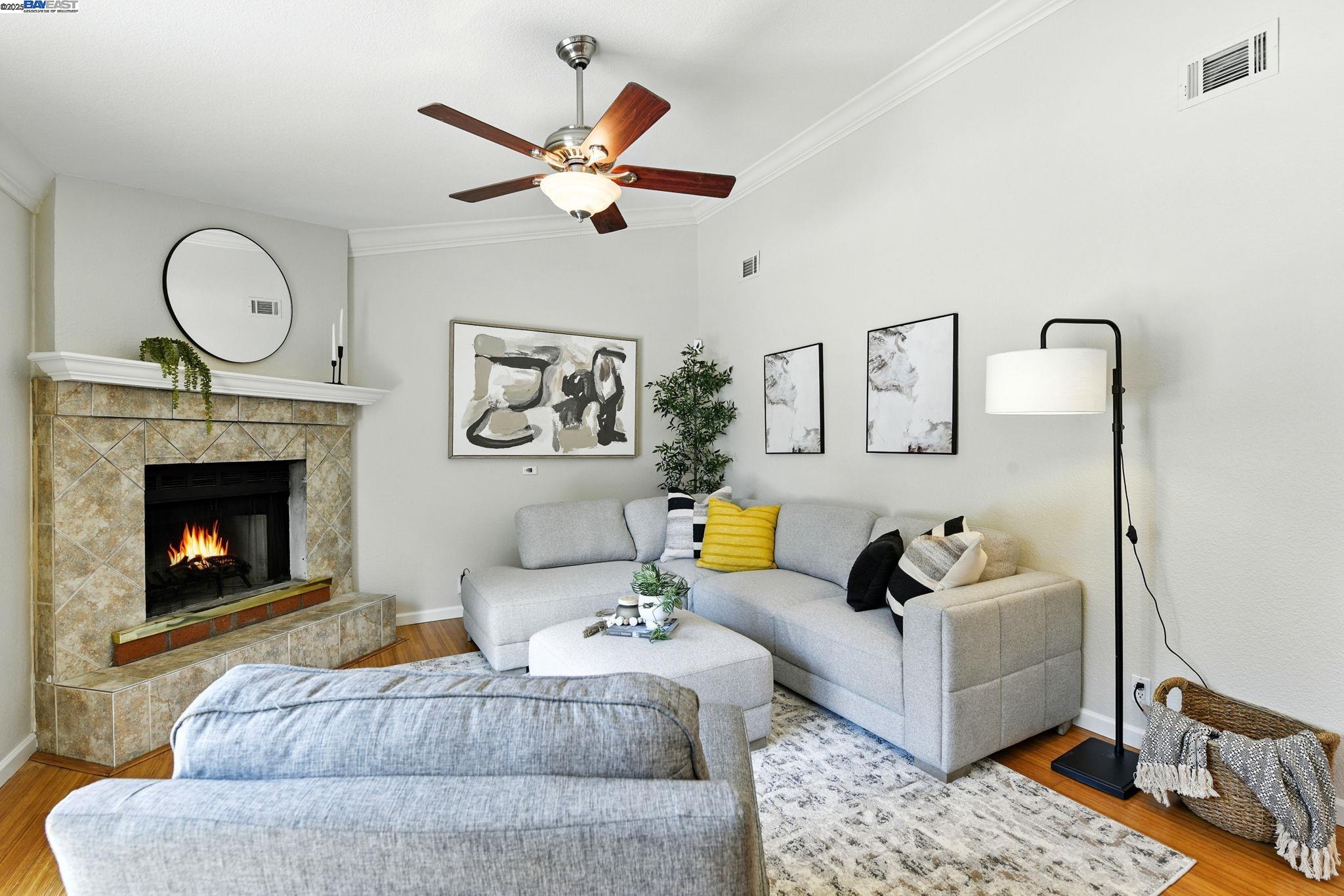 Detail Gallery Image 17 of 39 For 3672 Sun Maiden Way, Antelope,  CA 95843 - 3 Beds | 2/1 Baths