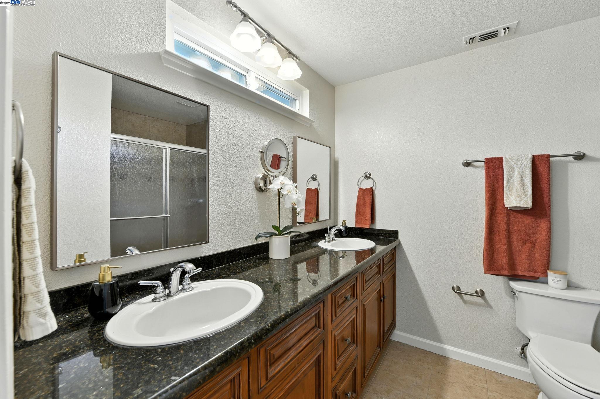 Detail Gallery Image 23 of 39 For 3672 Sun Maiden Way, Antelope,  CA 95843 - 3 Beds | 2/1 Baths