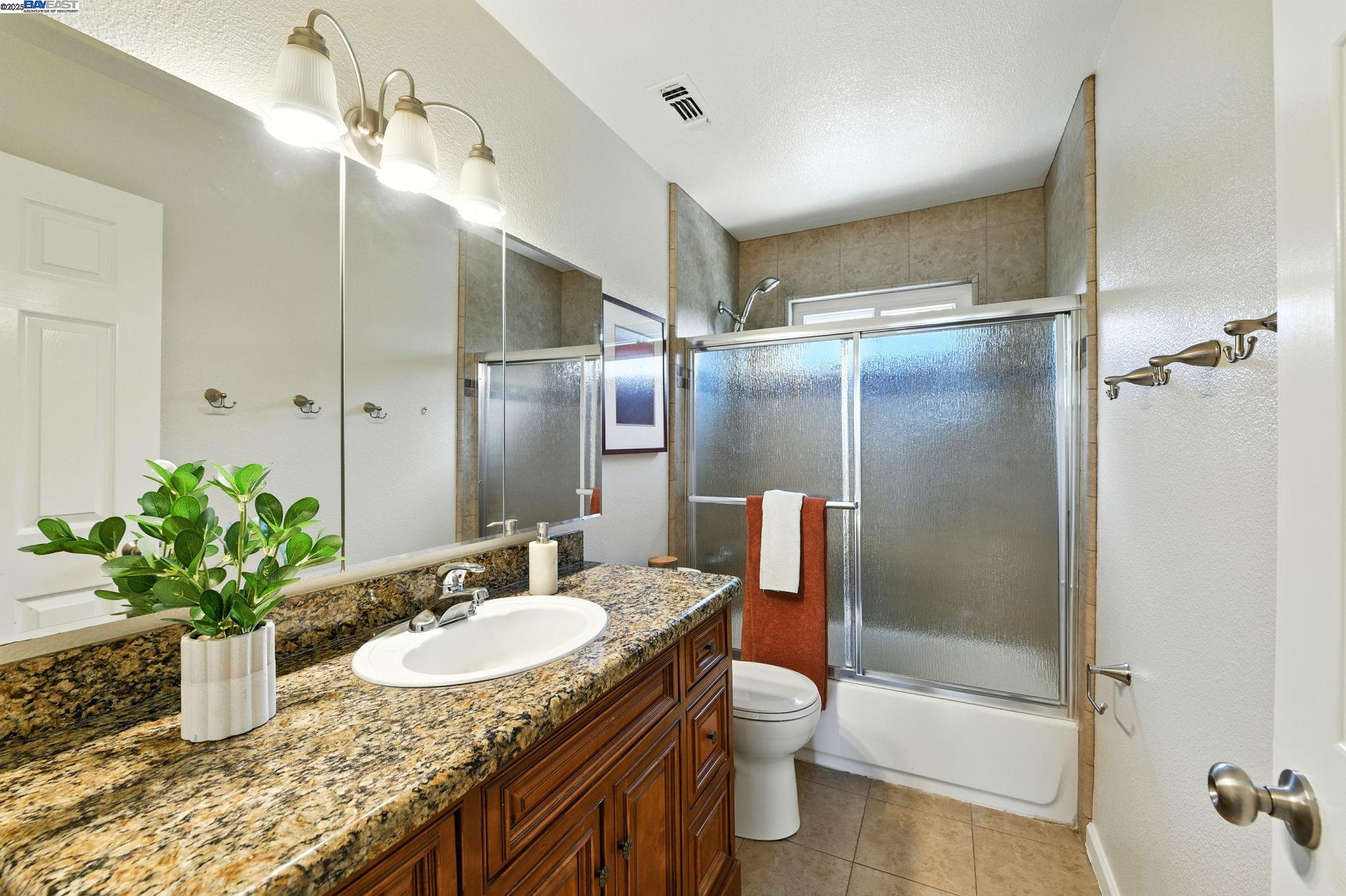 Detail Gallery Image 29 of 39 For 3672 Sun Maiden Way, Antelope,  CA 95843 - 3 Beds | 2/1 Baths