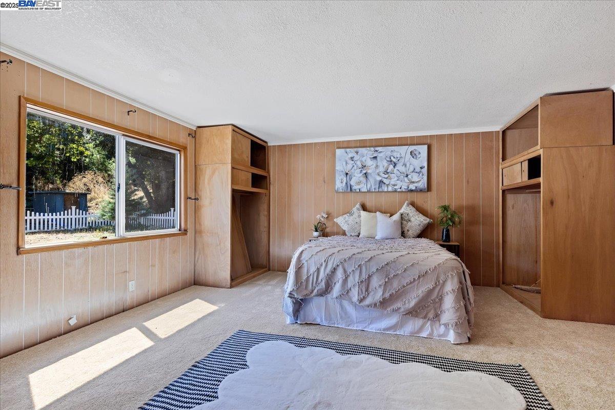 Detail Gallery Image 29 of 36 For 30261 Palomares Rd, Castro Valley,  CA 94552 - 6 Beds | 4 Baths