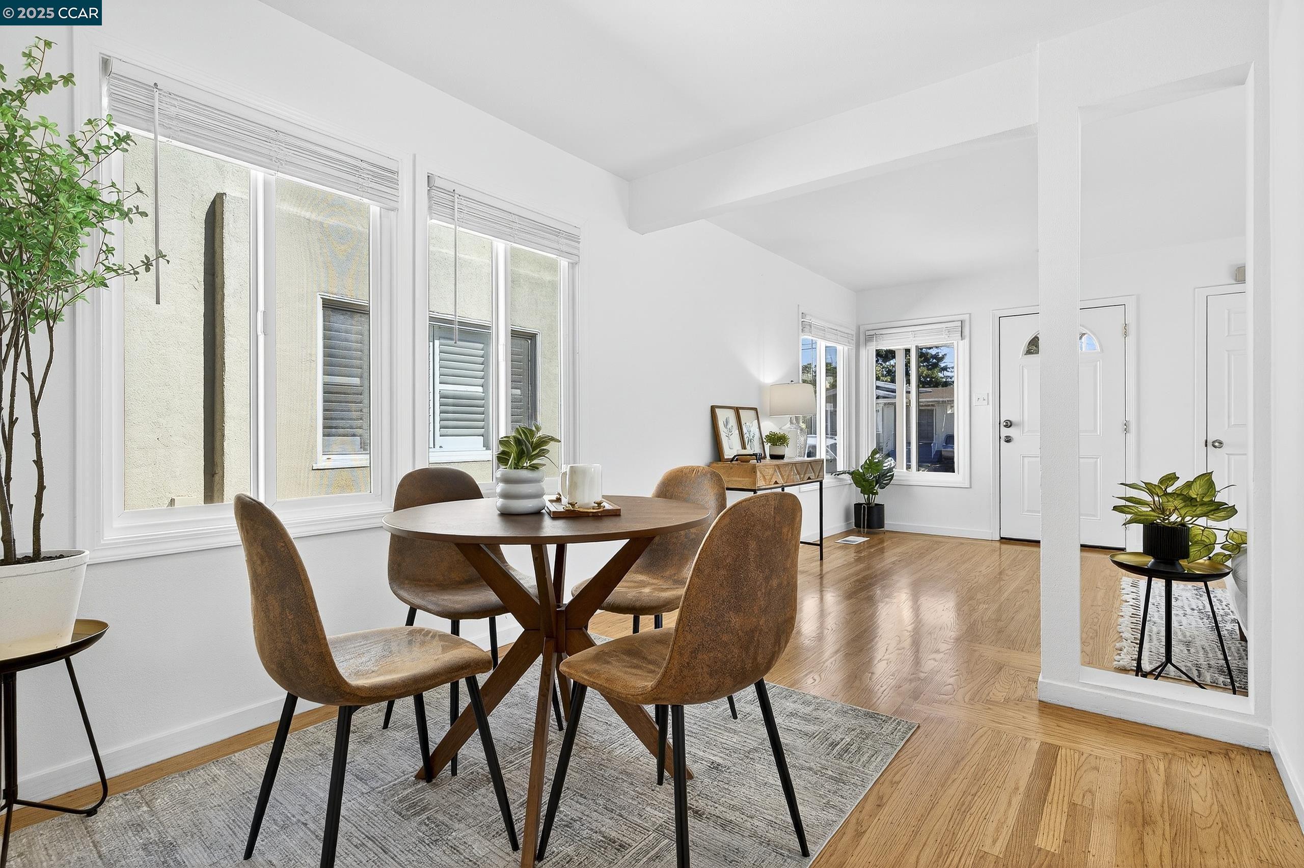 Detail Gallery Image 15 of 40 For 2351 Brooks Ave, Richmond,  CA 94804 - 2 Beds | 1 Baths