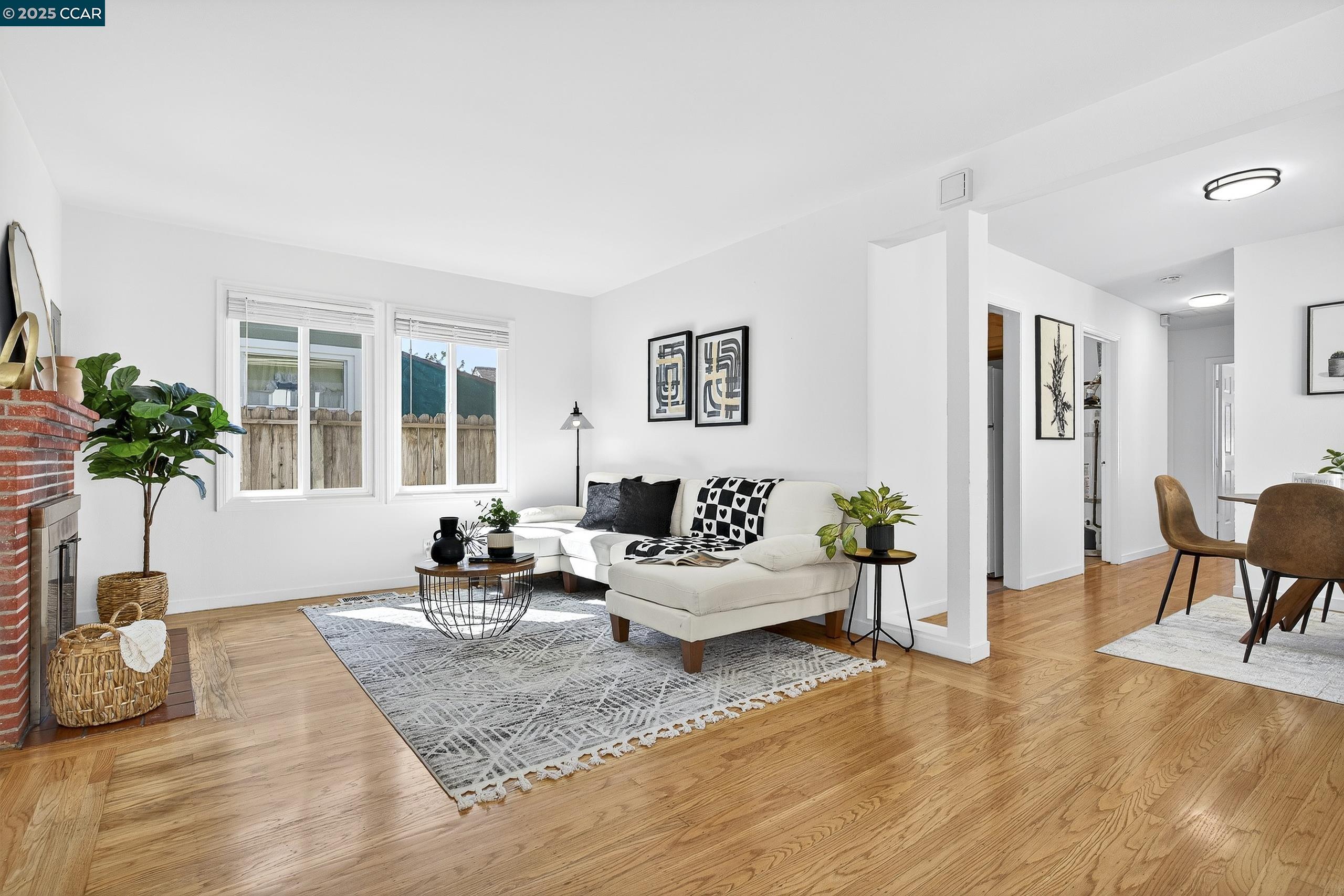 Detail Gallery Image 7 of 40 For 2351 Brooks Ave, Richmond,  CA 94804 - 2 Beds | 1 Baths