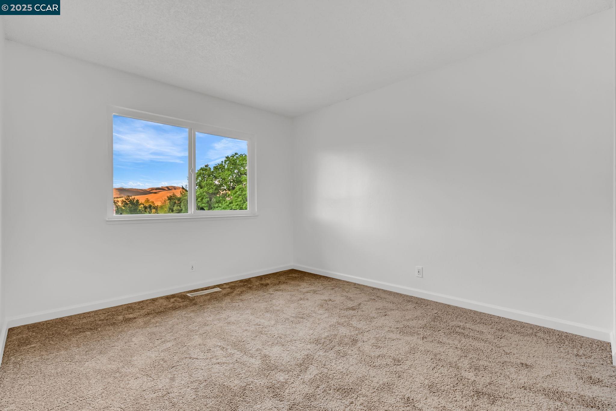 Detail Gallery Image 31 of 48 For 20 Mt Tamalpais Pl, Clayton,  CA 94517 - 4 Beds | 2/1 Baths