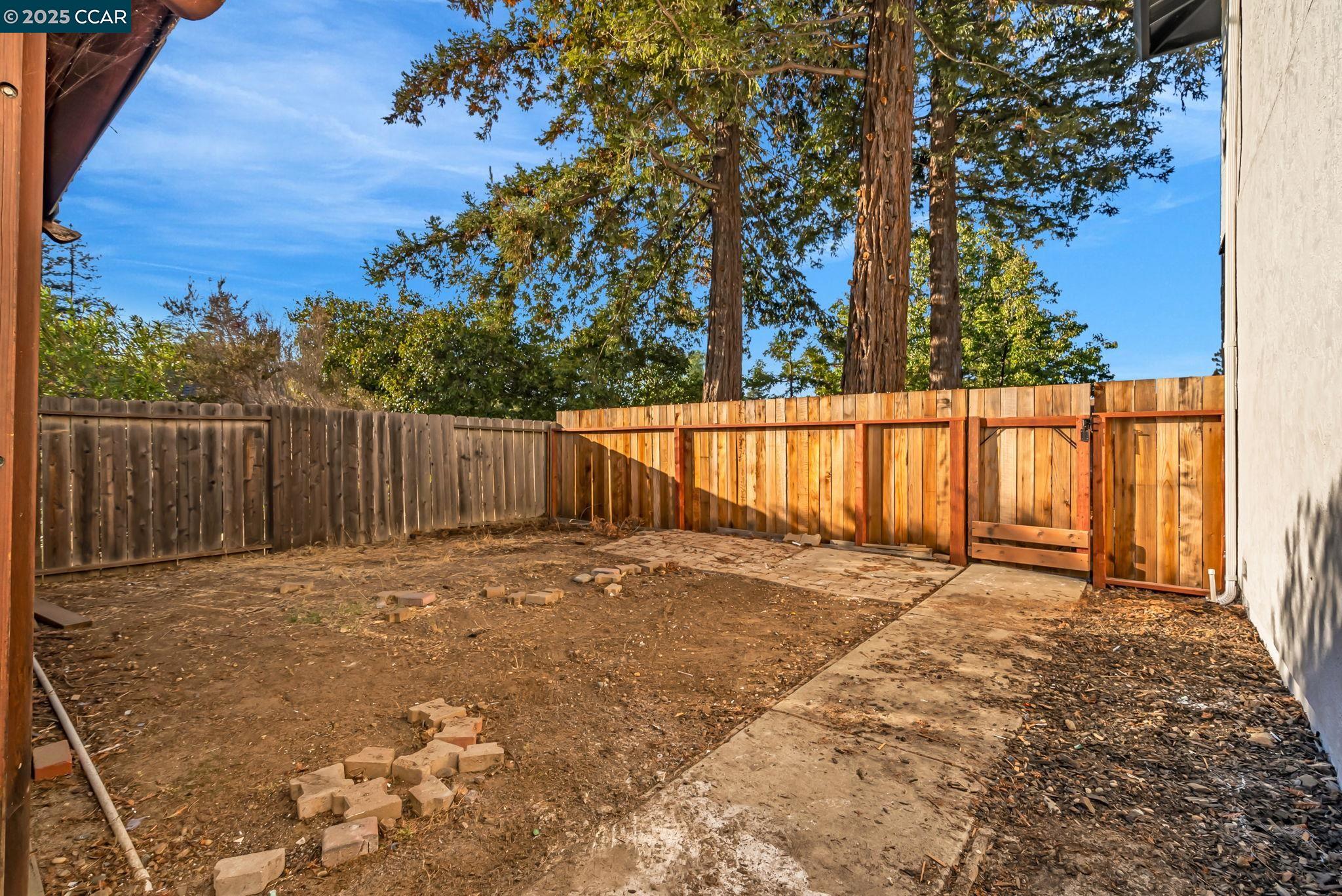 Detail Gallery Image 40 of 48 For 20 Mt Tamalpais Pl, Clayton,  CA 94517 - 4 Beds | 2/1 Baths