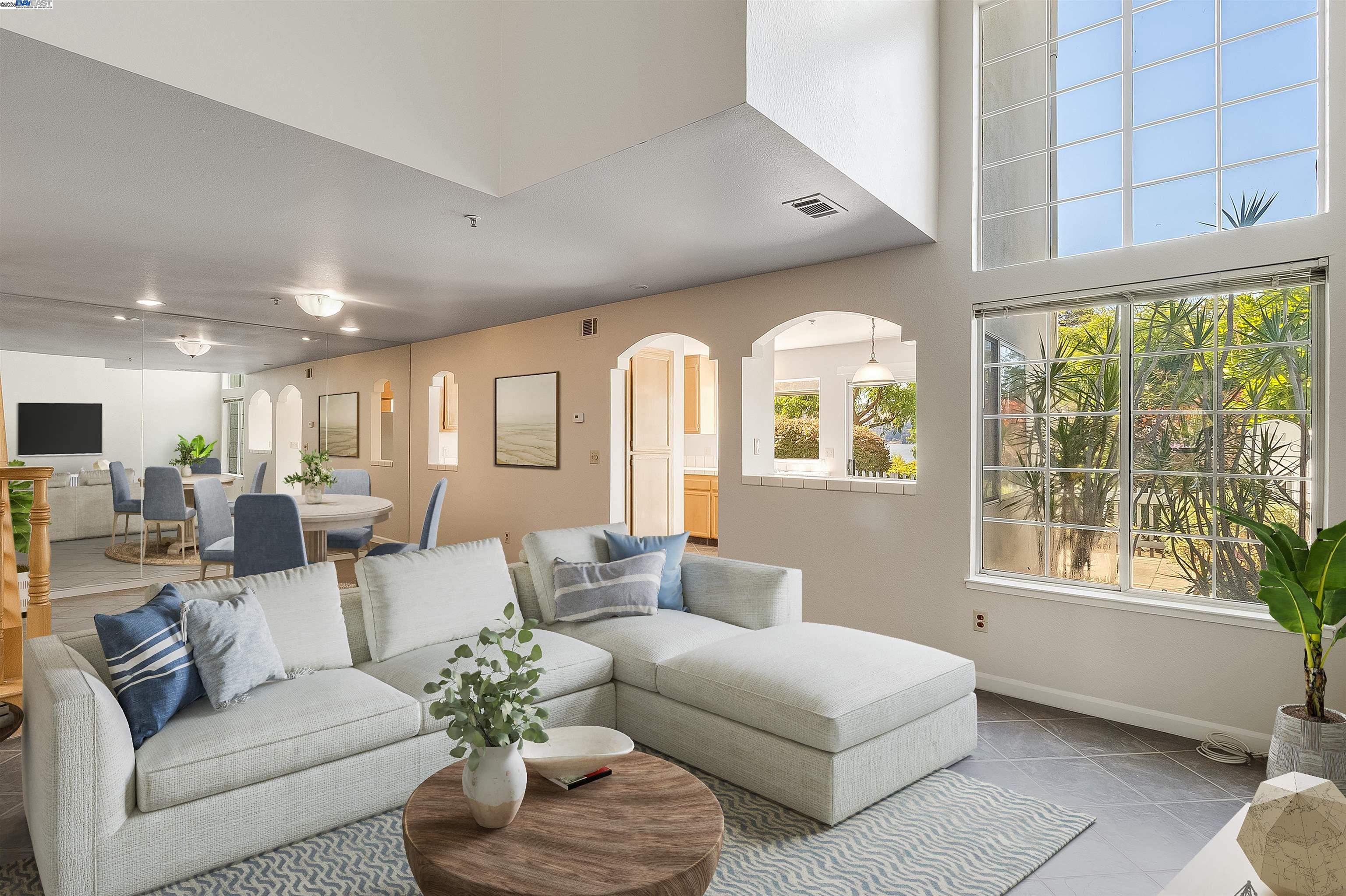 Detail Gallery Image 2 of 32 For 7 Shoal Dr E, Vallejo,  CA 94591 - 3 Beds | 2/1 Baths