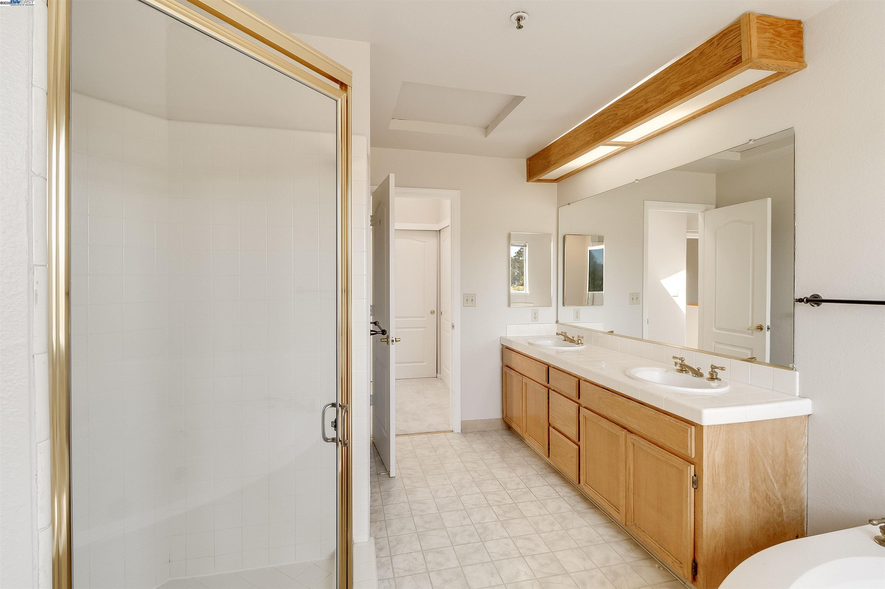 Detail Gallery Image 19 of 32 For 7 Shoal Dr E, Vallejo,  CA 94591 - 3 Beds | 2/1 Baths
