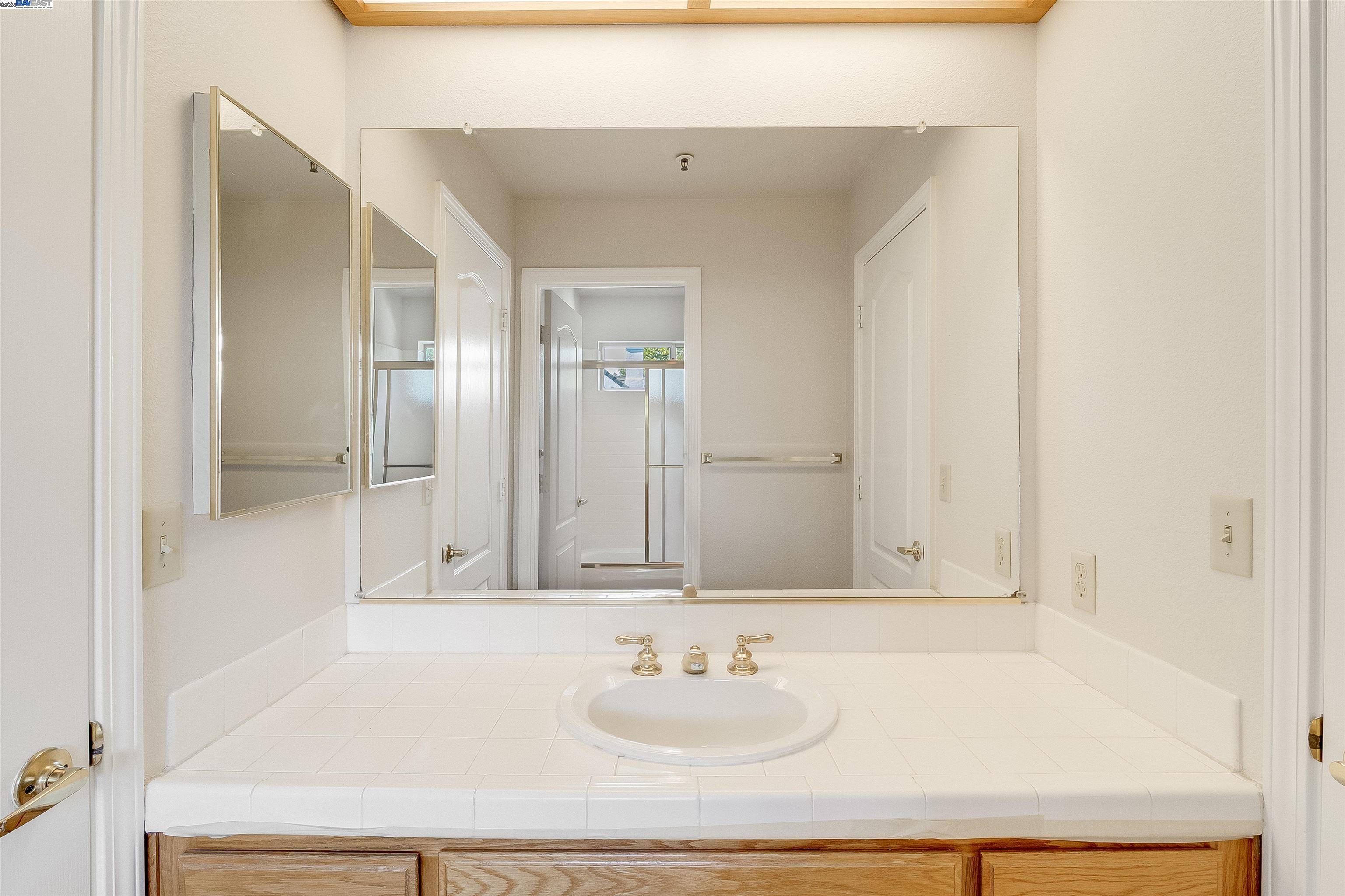 Detail Gallery Image 23 of 32 For 7 Shoal Dr E, Vallejo,  CA 94591 - 3 Beds | 2/1 Baths