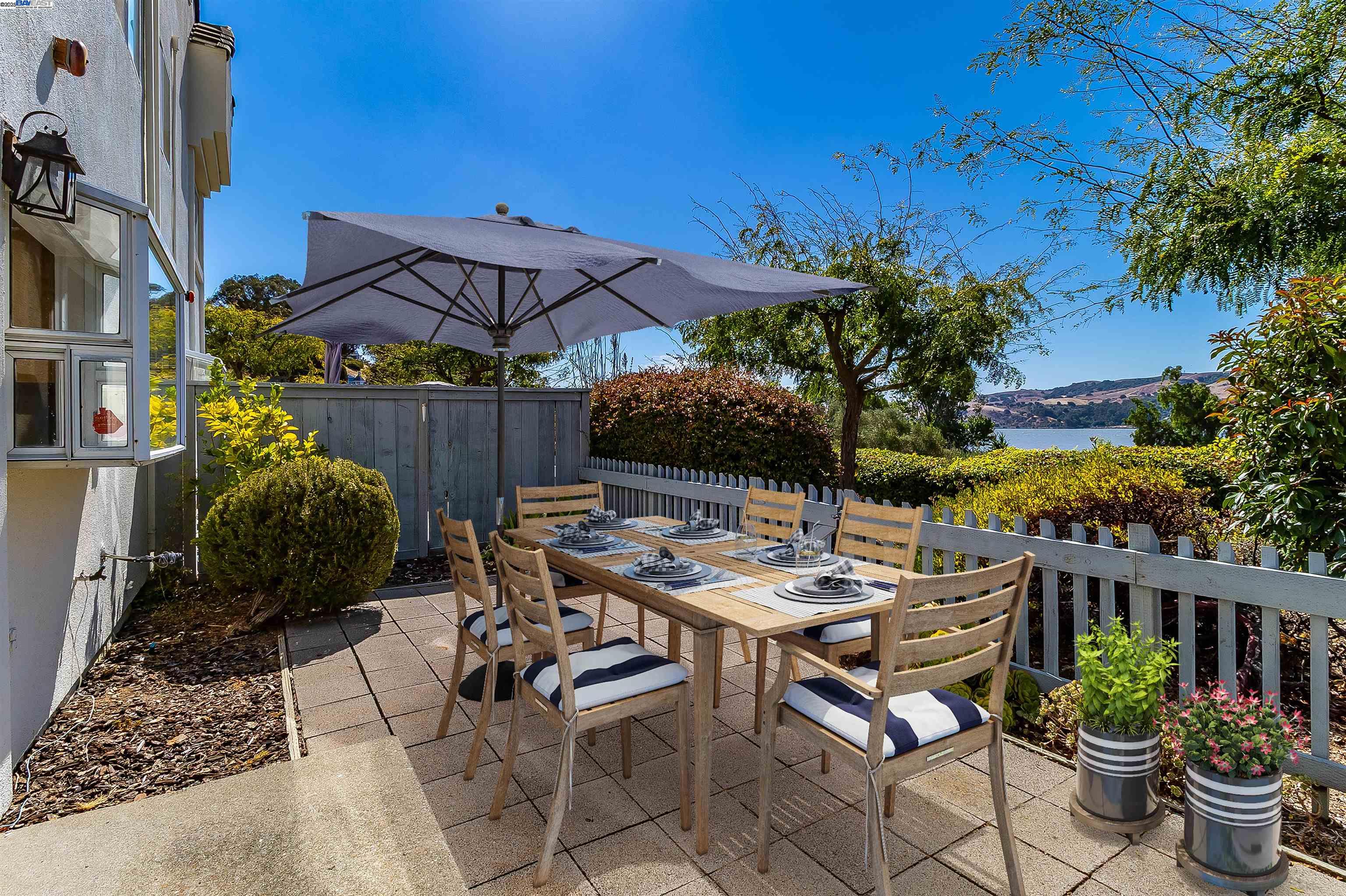 Detail Gallery Image 26 of 32 For 7 Shoal Dr E, Vallejo,  CA 94591 - 3 Beds | 2/1 Baths