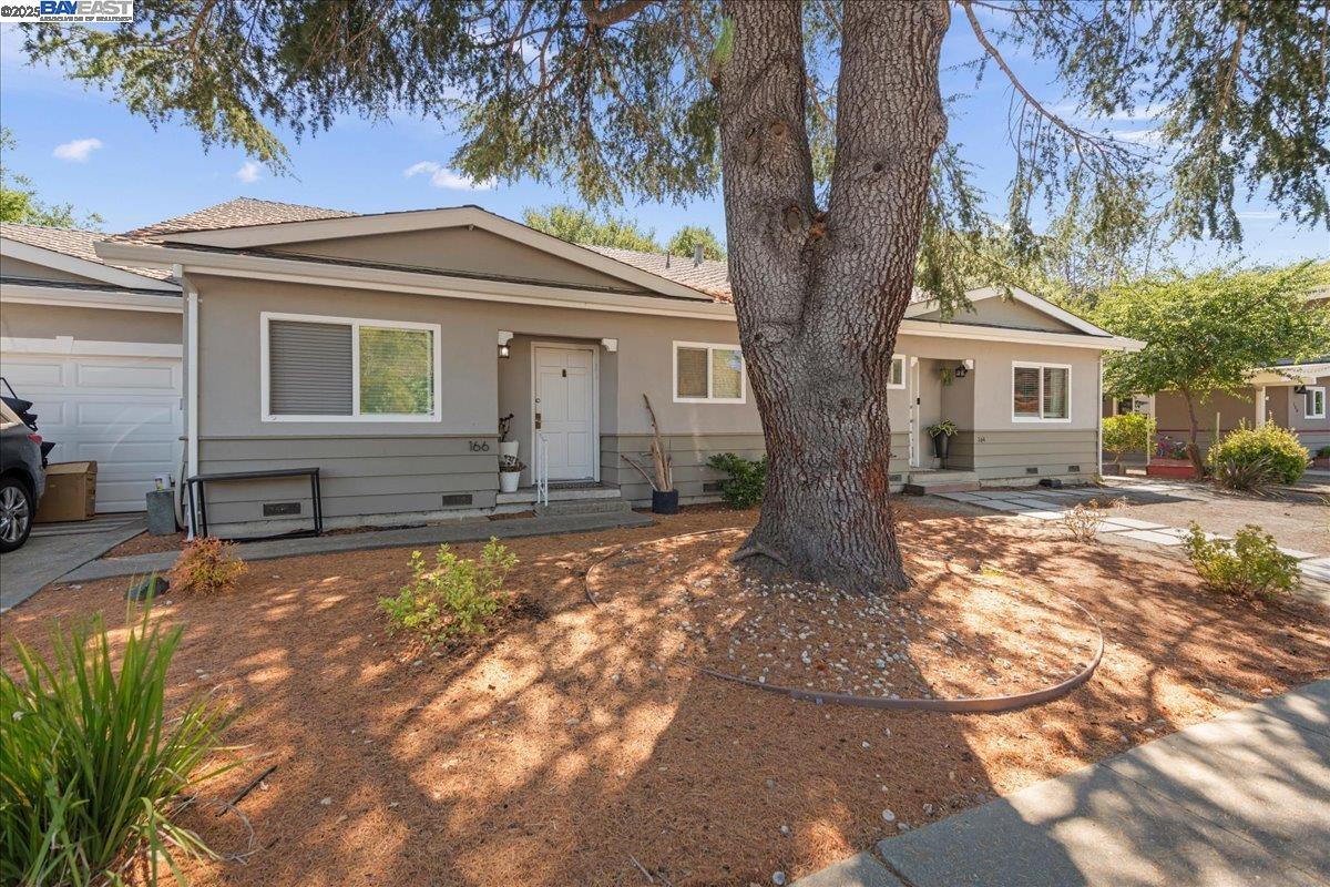 Detail Gallery Image 11 of 21 For 164 Gilbert Ct, Martinez,  CA 94553 - – Beds | – Baths