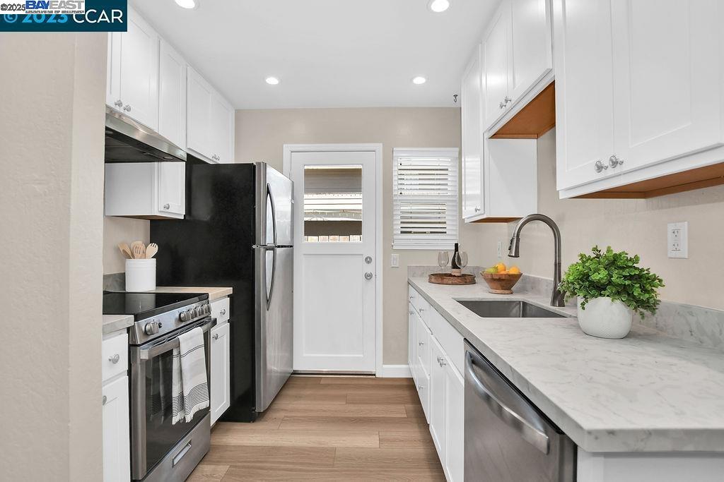 Detail Gallery Image 18 of 21 For 164 Gilbert Ct, Martinez,  CA 94553 - – Beds | – Baths