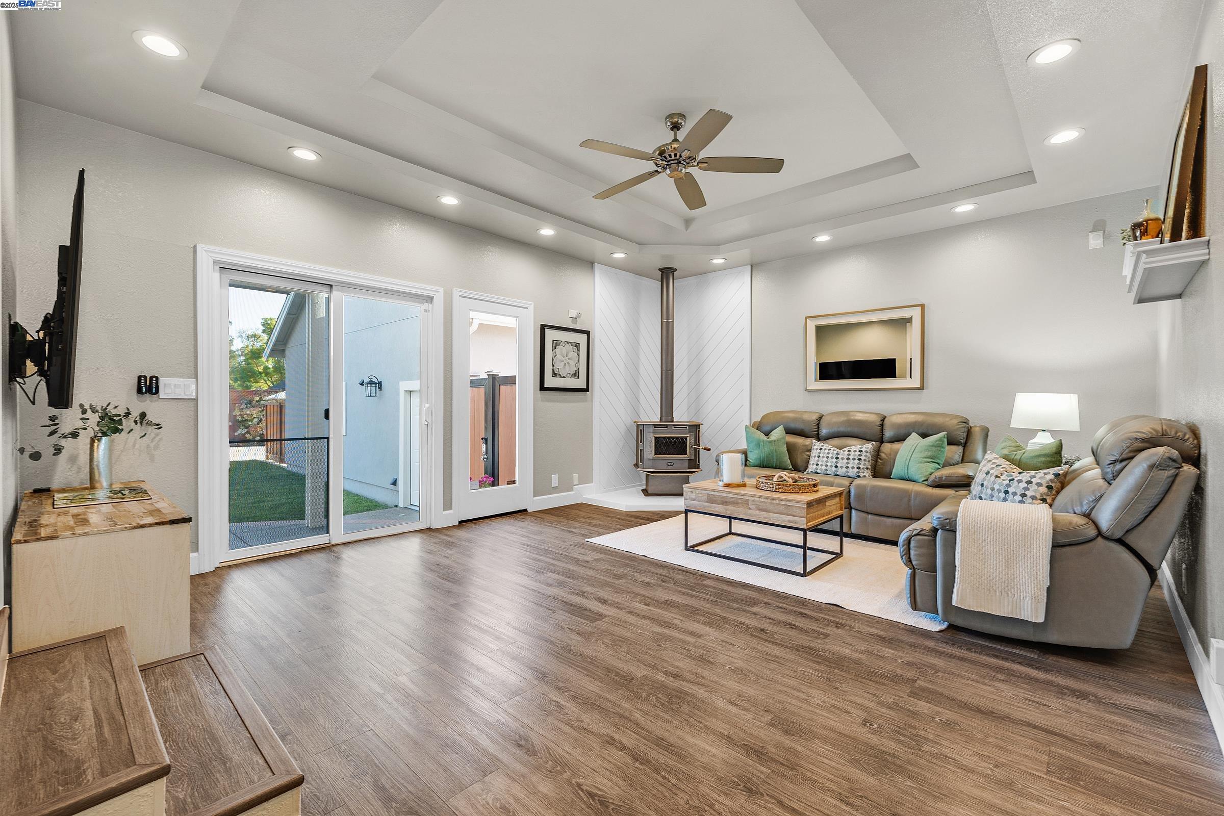 Detail Gallery Image 26 of 58 For 1153 Sherry Way, Livermore,  CA 94550 - 6 Beds | 4 Baths