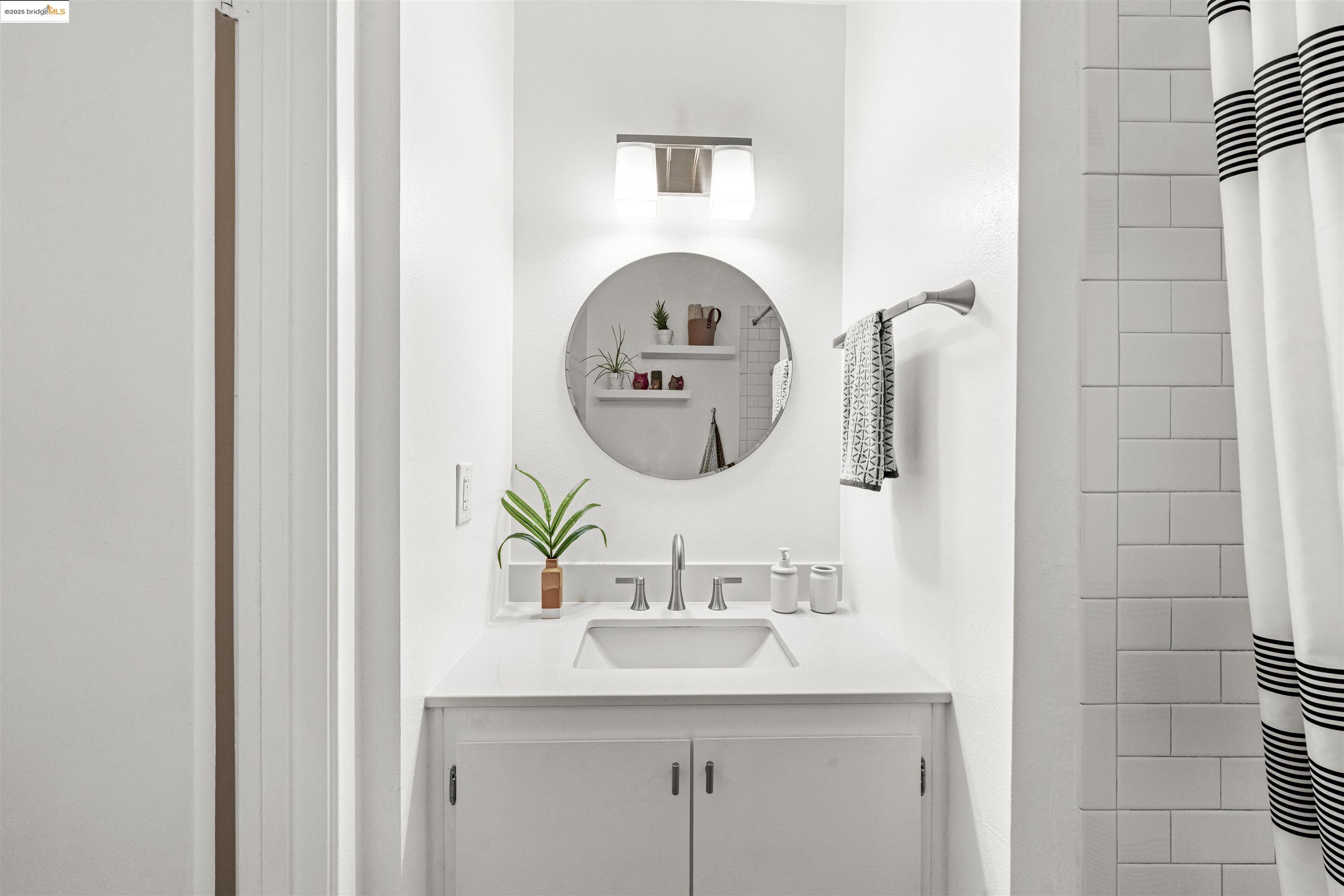 Detail Gallery Image 23 of 41 For 1001 Damon Ct, Santa Rosa,  CA 95401 - 3 Beds | 2 Baths
