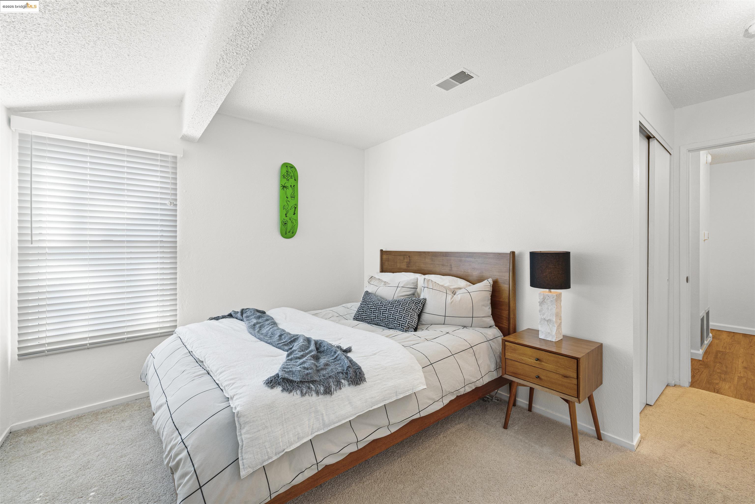 Detail Gallery Image 27 of 41 For 1001 Damon Ct, Santa Rosa,  CA 95401 - 3 Beds | 2 Baths