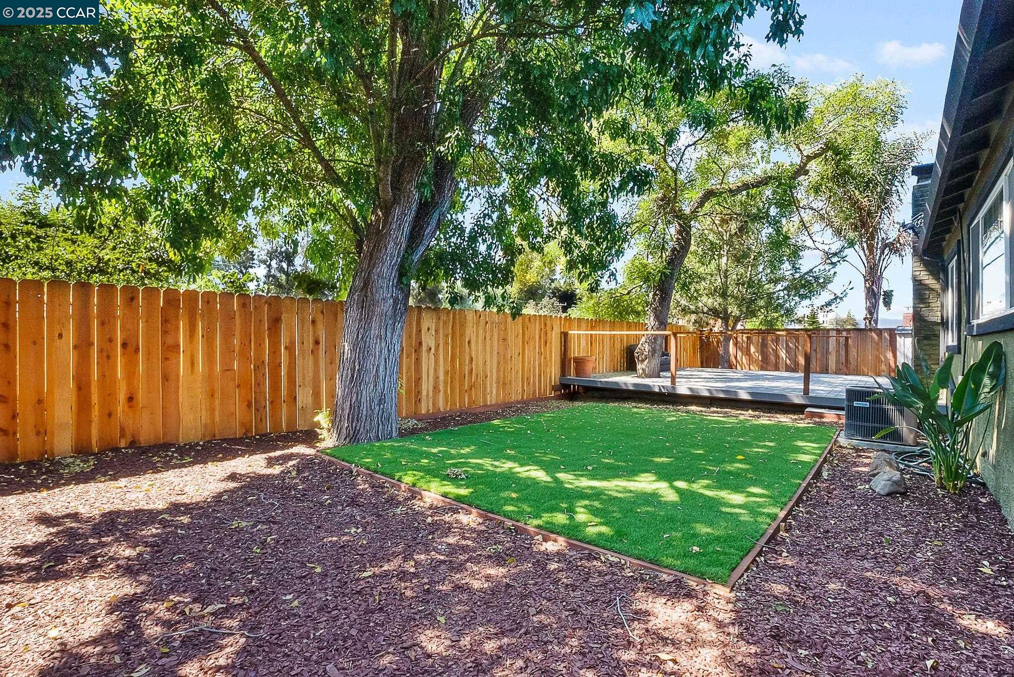 Detail Gallery Image 27 of 40 For 2425 Jerilynn Dr, Concord,  CA 94519 - 3 Beds | 2 Baths