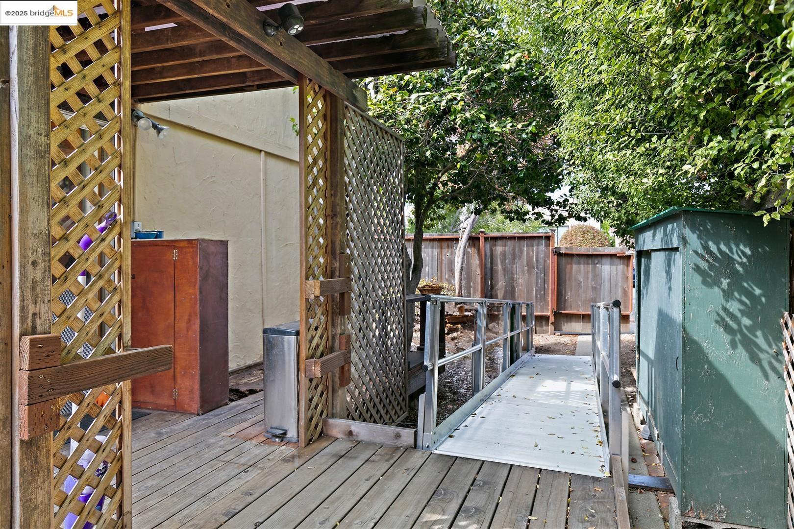 Detail Gallery Image 24 of 44 For 2201 Spaulding Ave, Berkeley,  CA 94703 - – Beds | – Baths