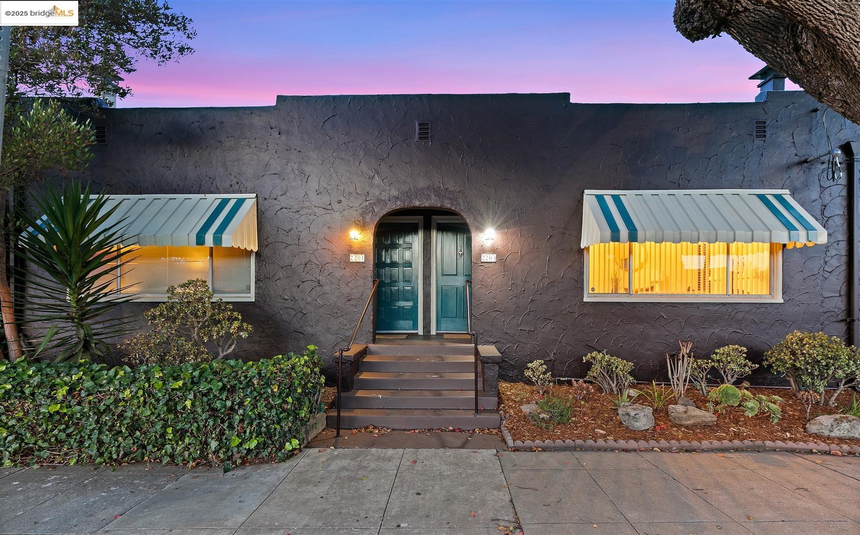 Detail Gallery Image 4 of 44 For 2201 Spaulding Ave, Berkeley,  CA 94703 - – Beds | – Baths