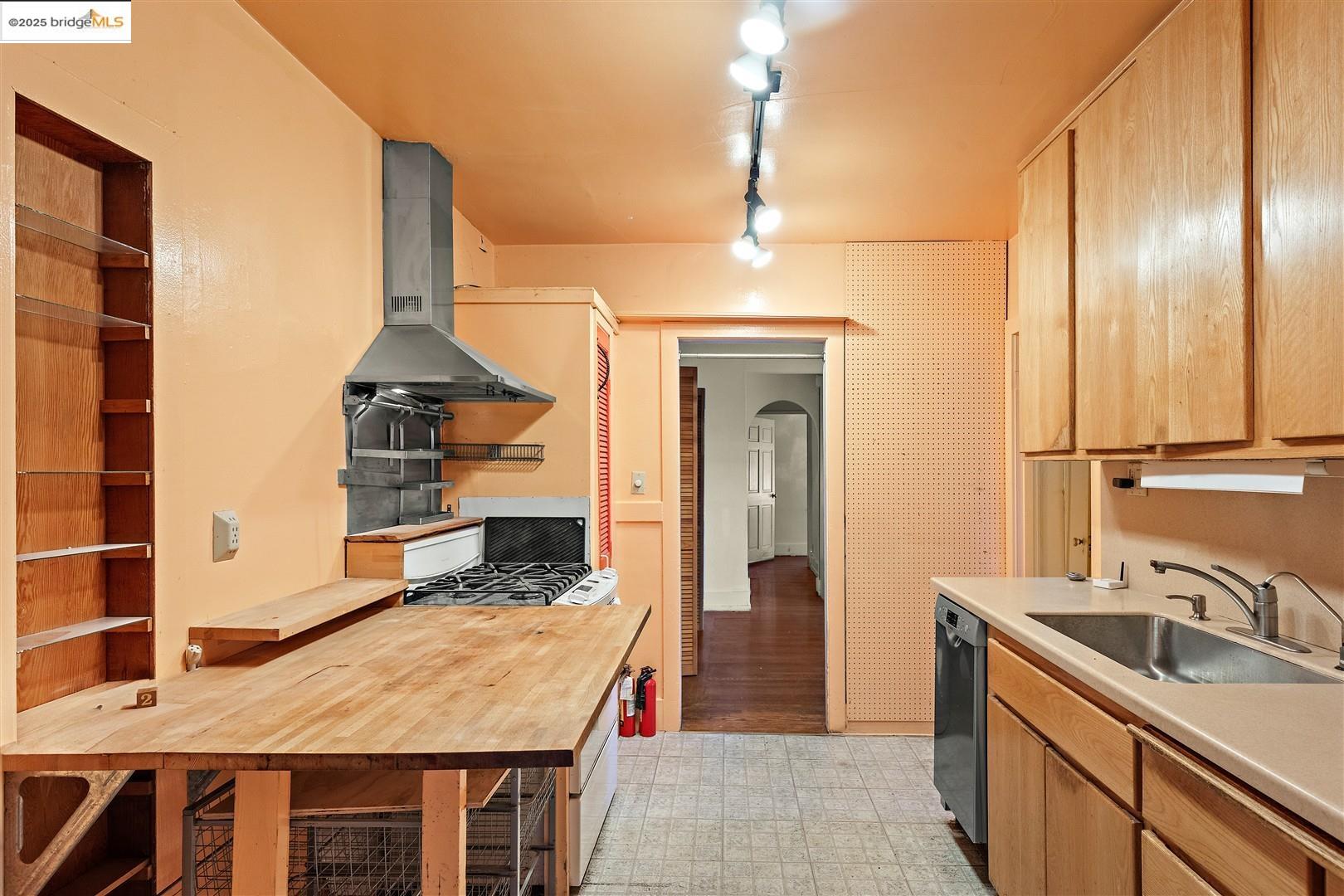 Detail Gallery Image 47 of 56 For 2201-2203 Spaulding Ave, Berkeley,  CA 94703 - – Beds | – Baths