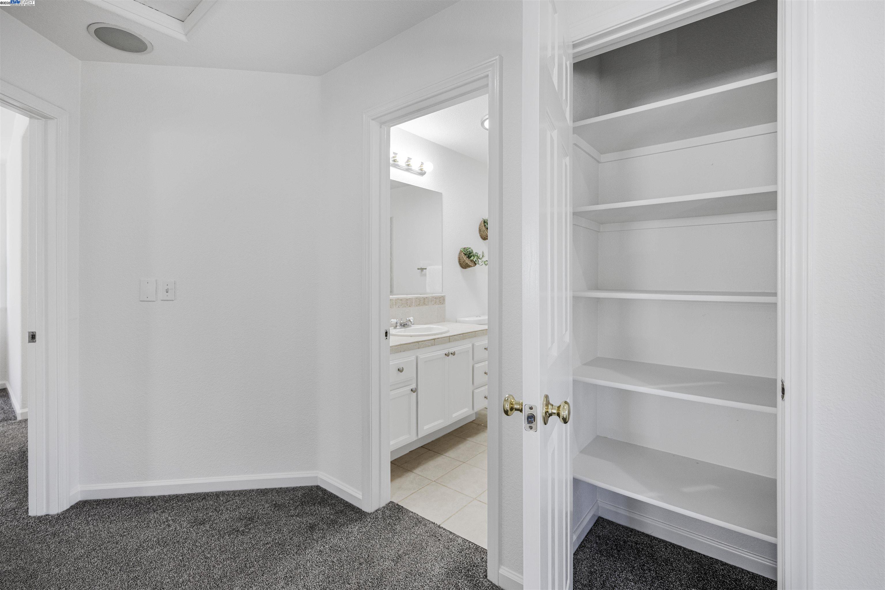 Detail Gallery Image 19 of 38 For 829 Berryessa Ct, Livermore,  CA 94551 - 3 Beds | 2/1 Baths