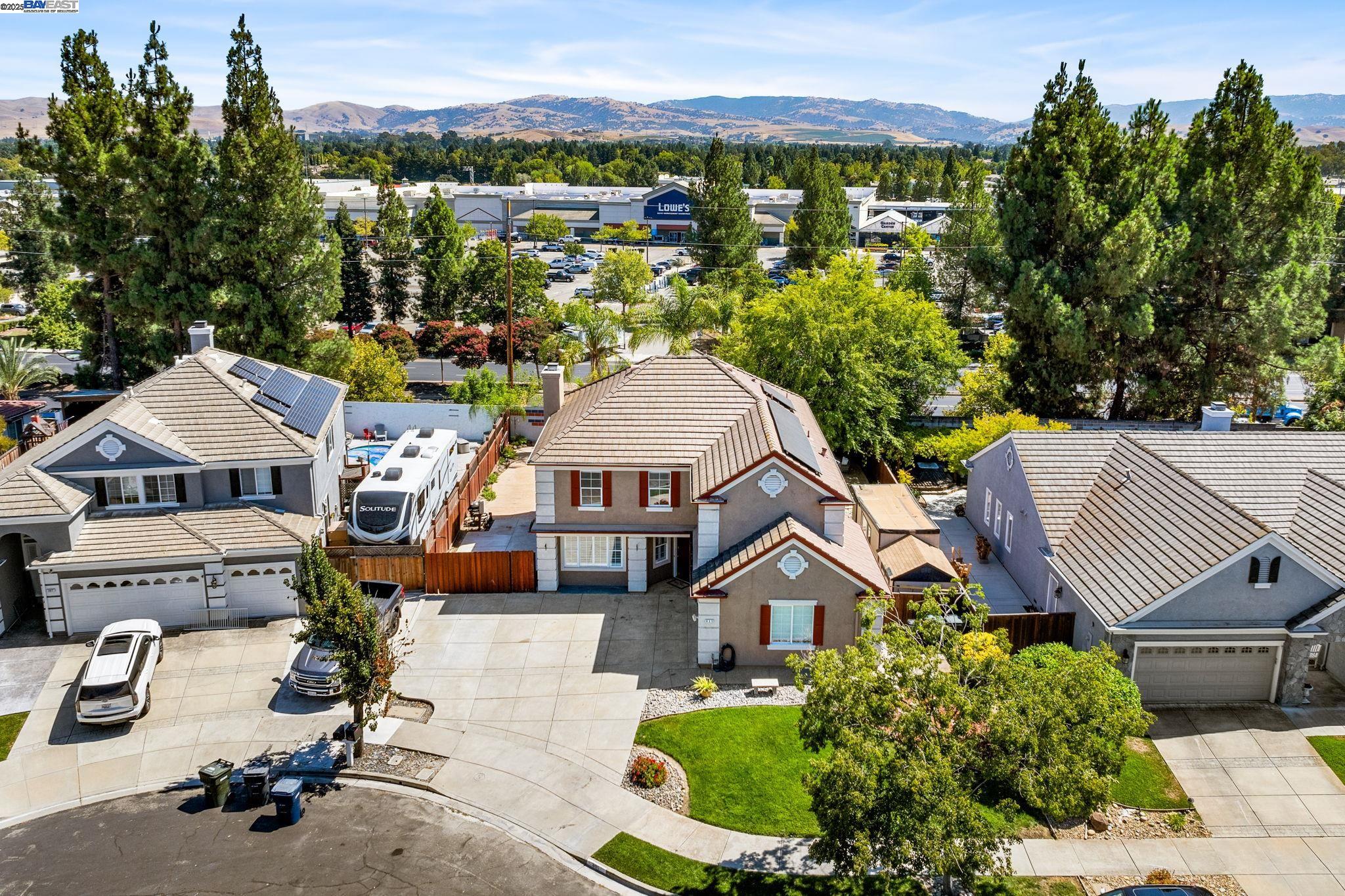 Detail Gallery Image 52 of 60 For 635 Eliot Dr, Livermore,  CA 94551 - 5 Beds | 2/1 Baths