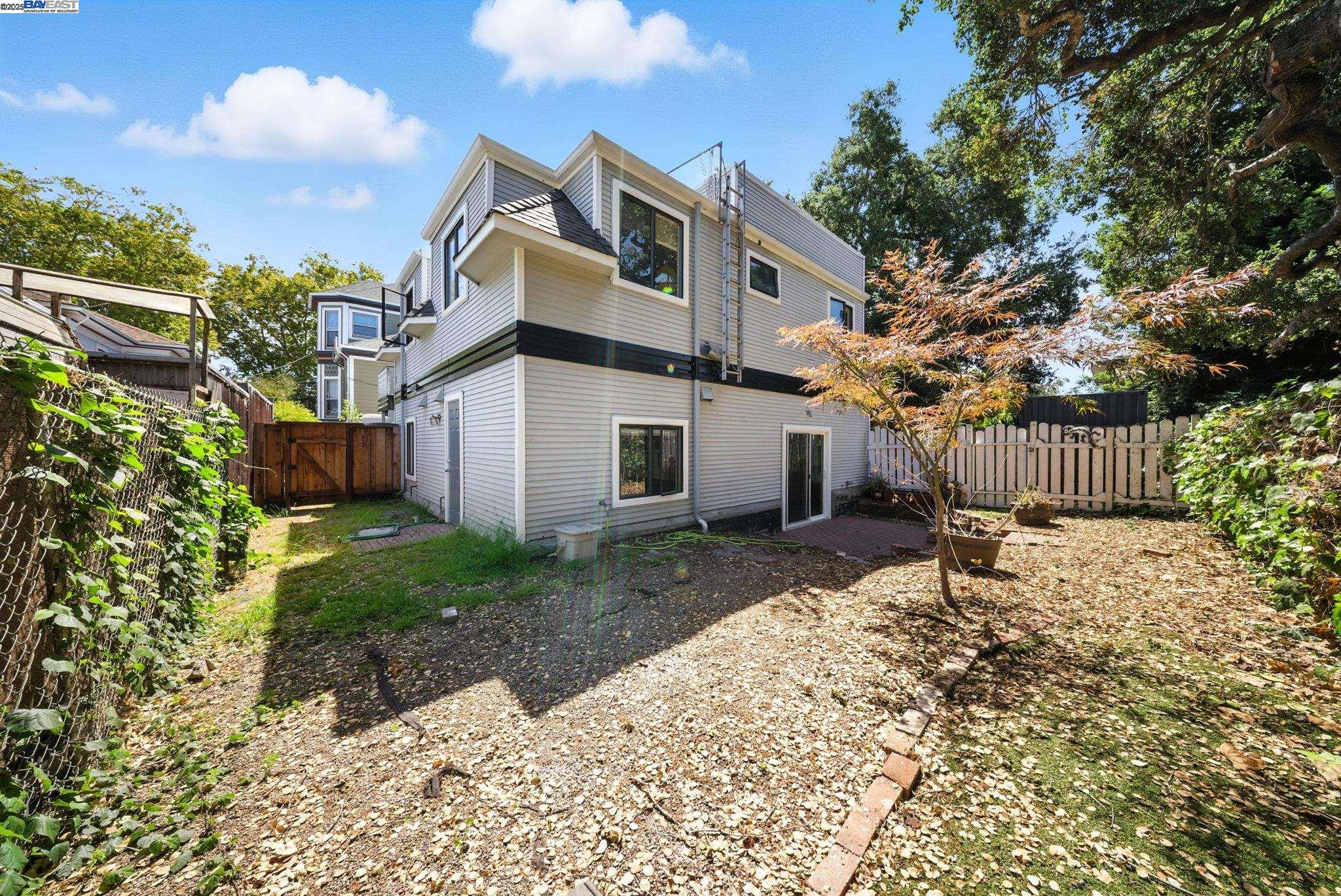 Detail Gallery Image 25 of 30 For 1523 Verdi St, Alameda,  CA 94501 - – Beds | – Baths