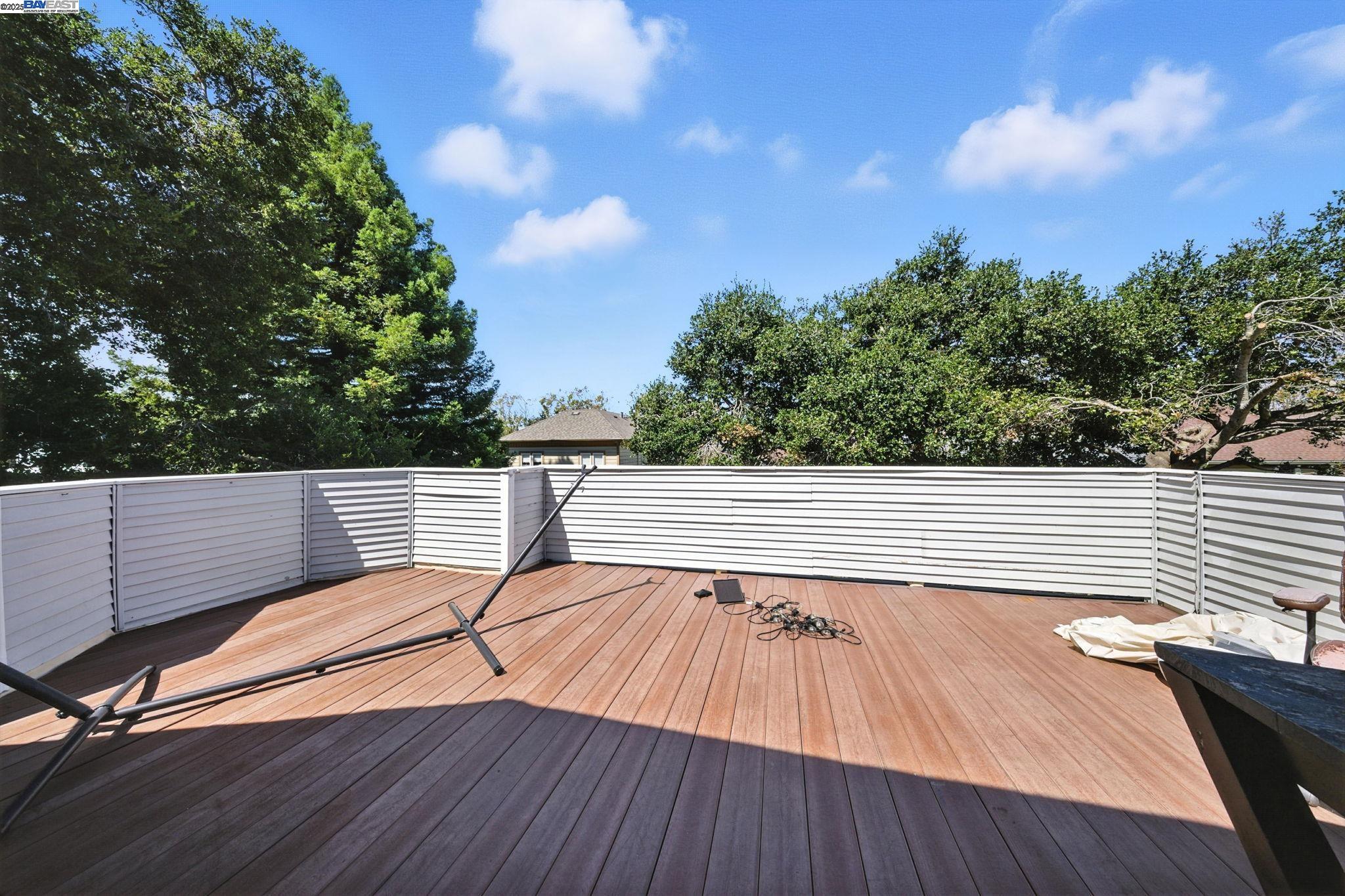 Detail Gallery Image 10 of 30 For 1523 Verdi St, Alameda,  CA 94501 - – Beds | – Baths