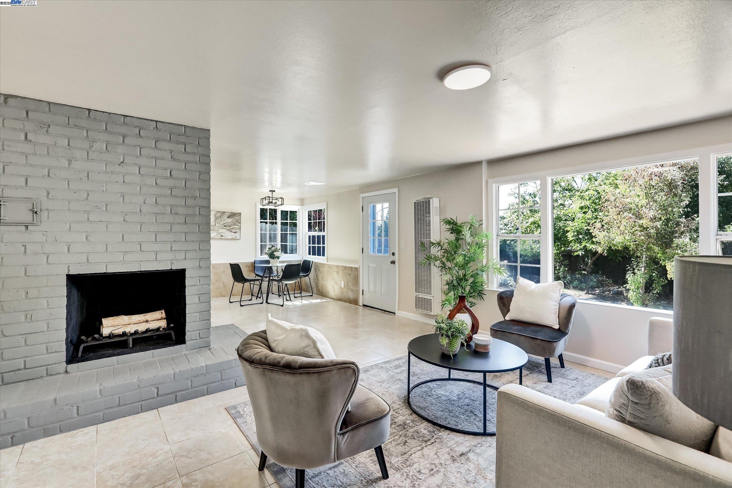 Detail Gallery Image 15 of 53 For 1551 Merced St, Richmond,  CA 94804 - 3 Beds | 2 Baths