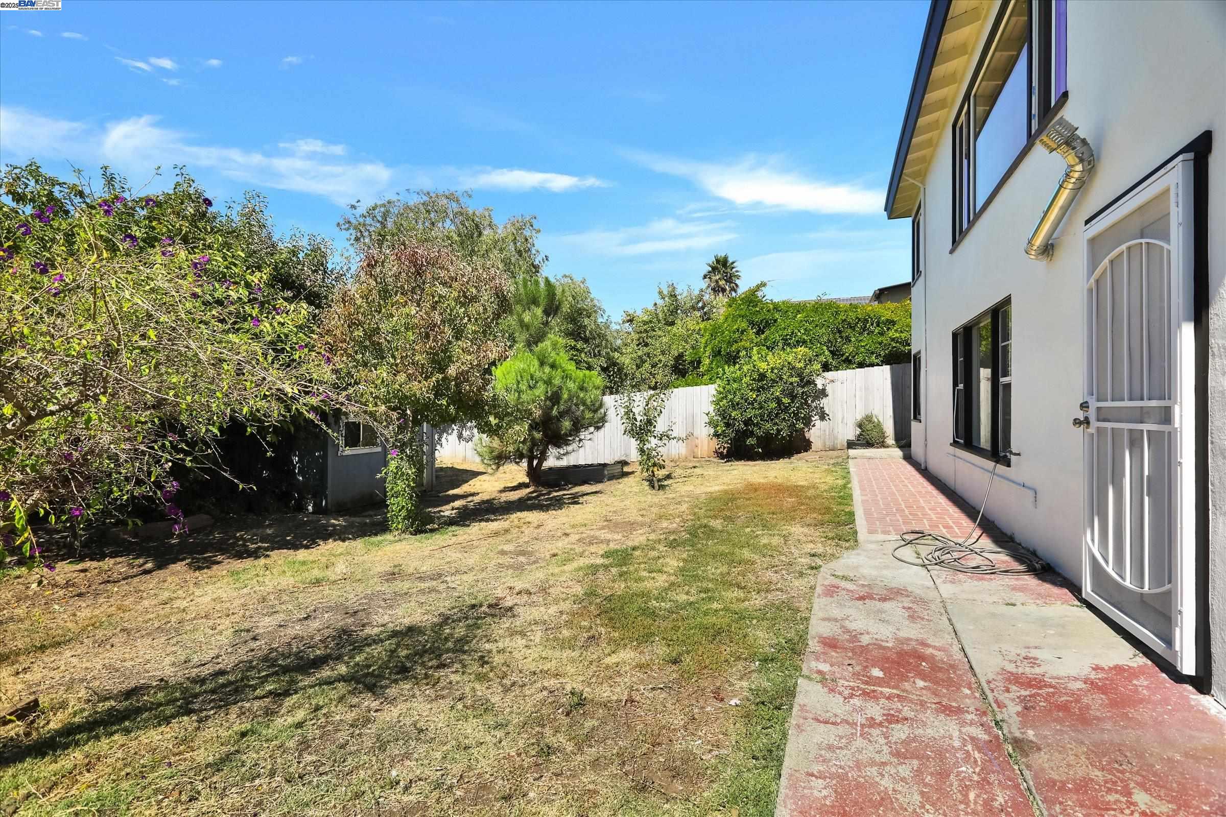 Detail Gallery Image 35 of 53 For 1551 Merced St, Richmond,  CA 94804 - 3 Beds | 2 Baths